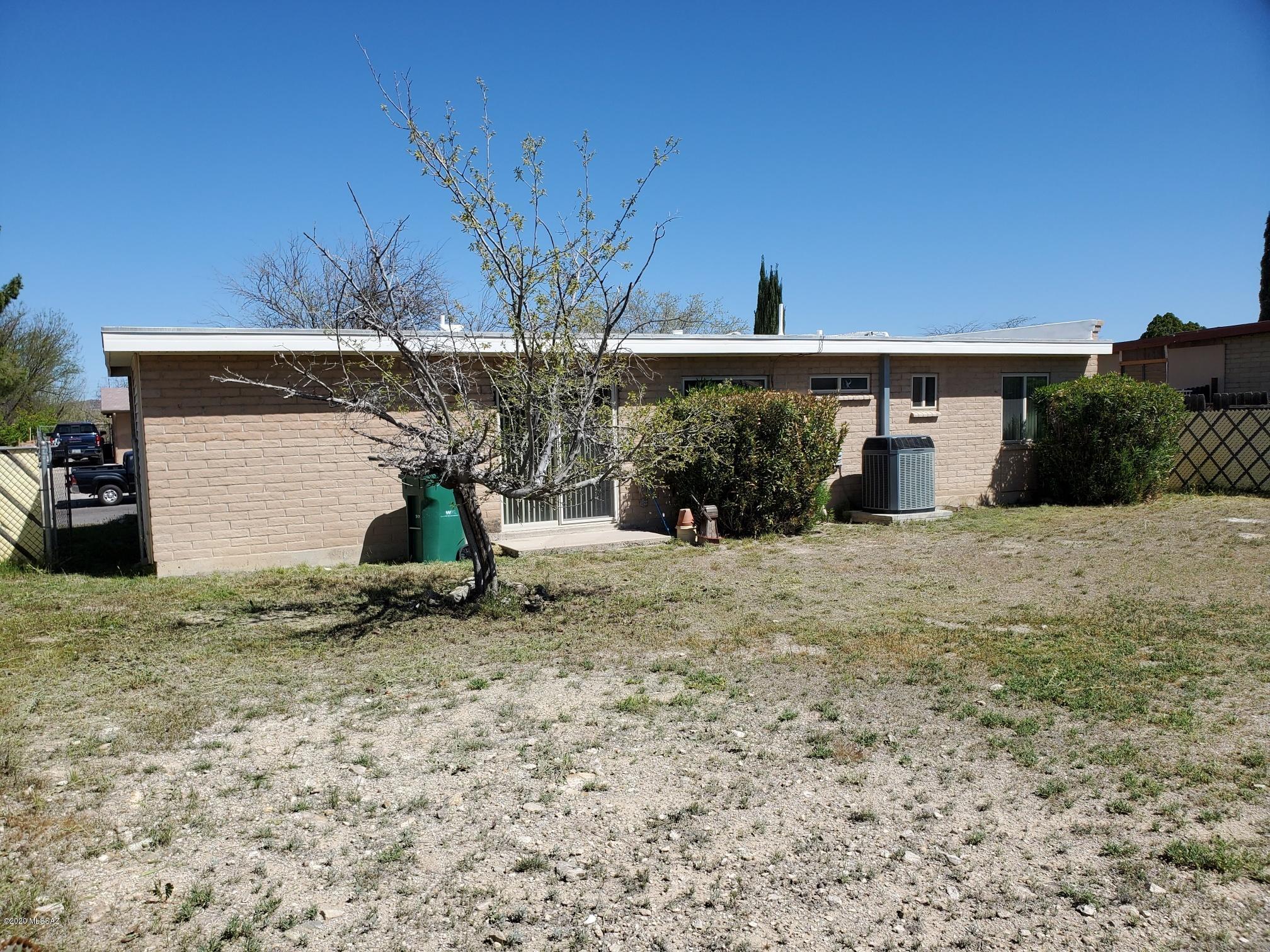 Las Palomas - Residential