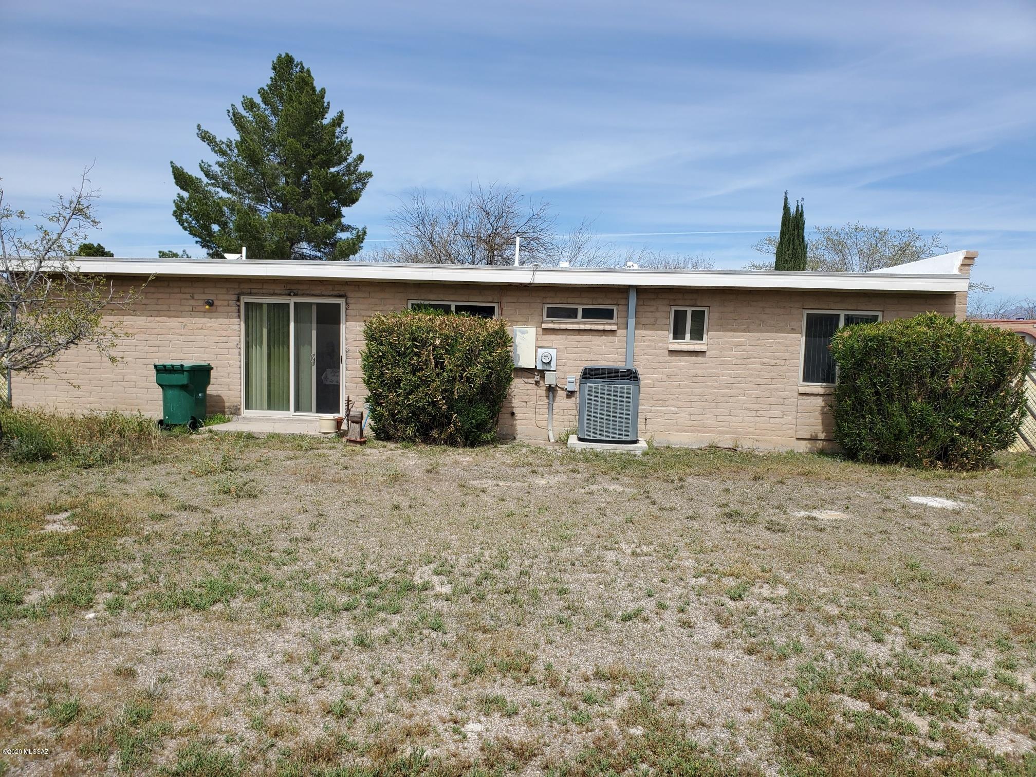 Las Palomas - Residential