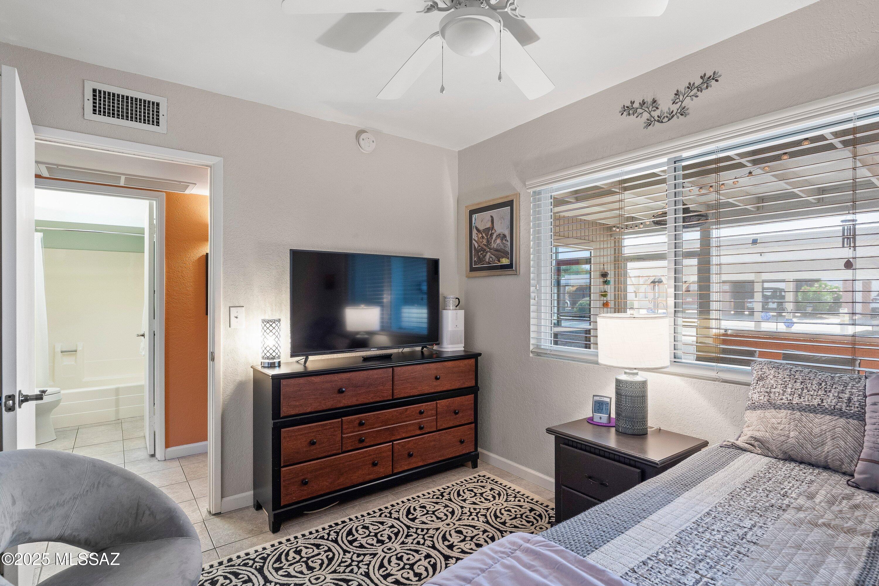 Green Valley Townhouses NO.7 - Residential