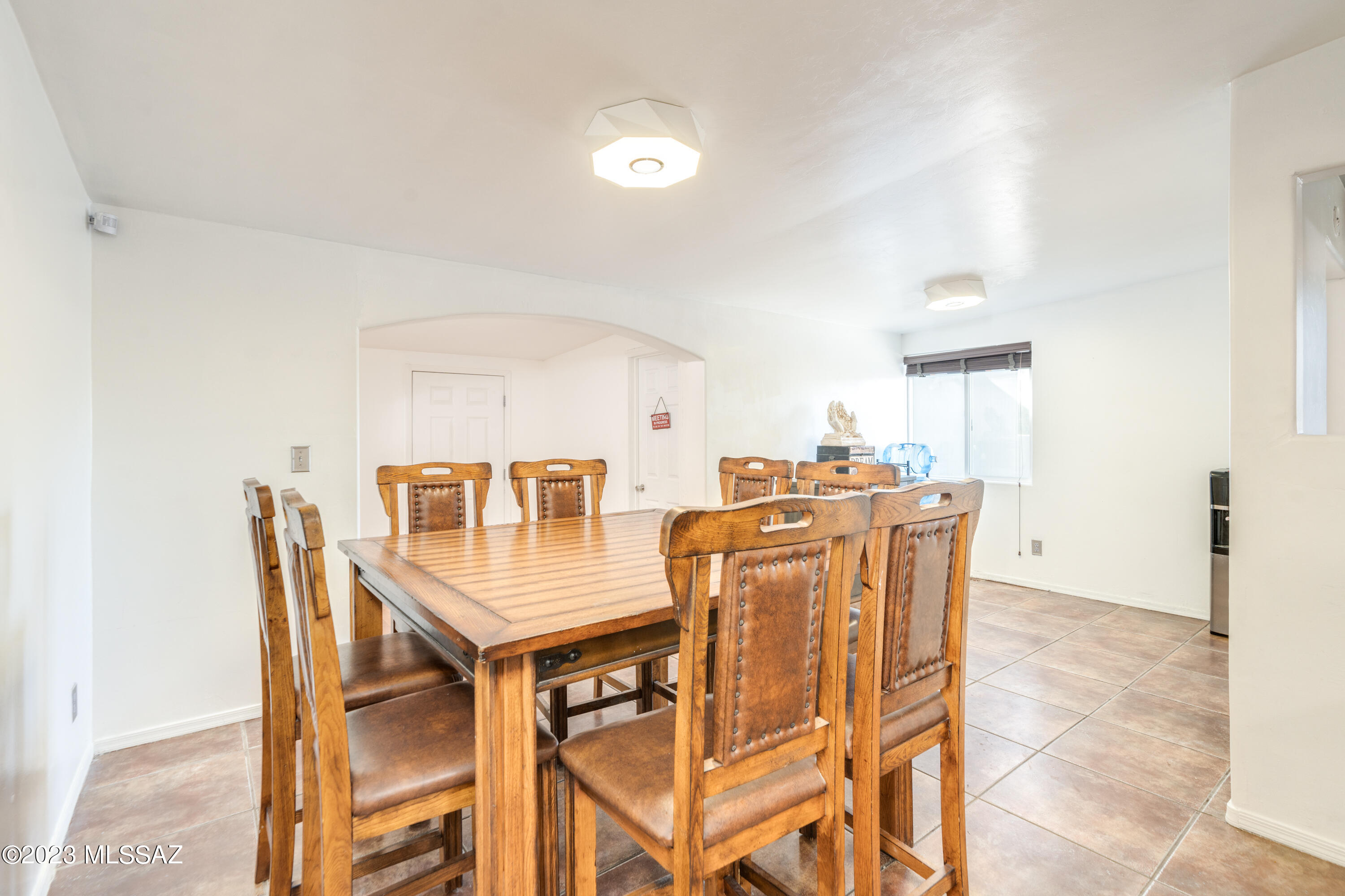 Los Reales Heights (1-102) - Residential