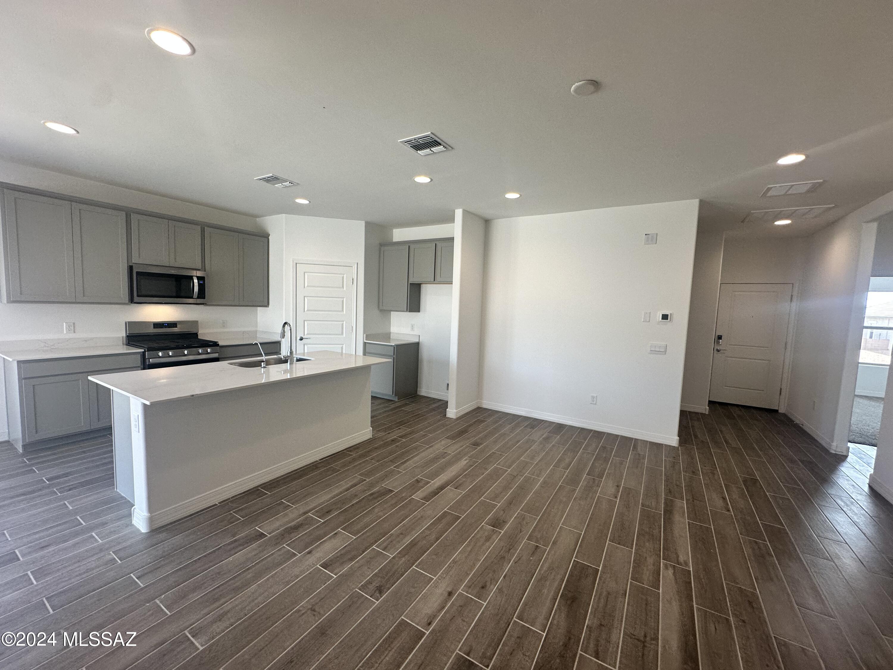 Tortolita 30 - Residential
