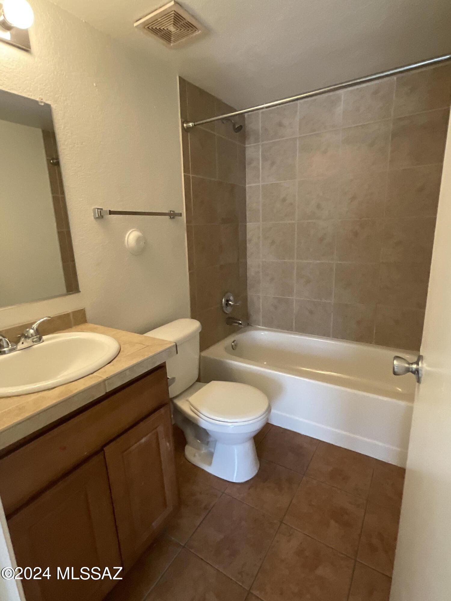 Casa Club Condominium - Residential Lease