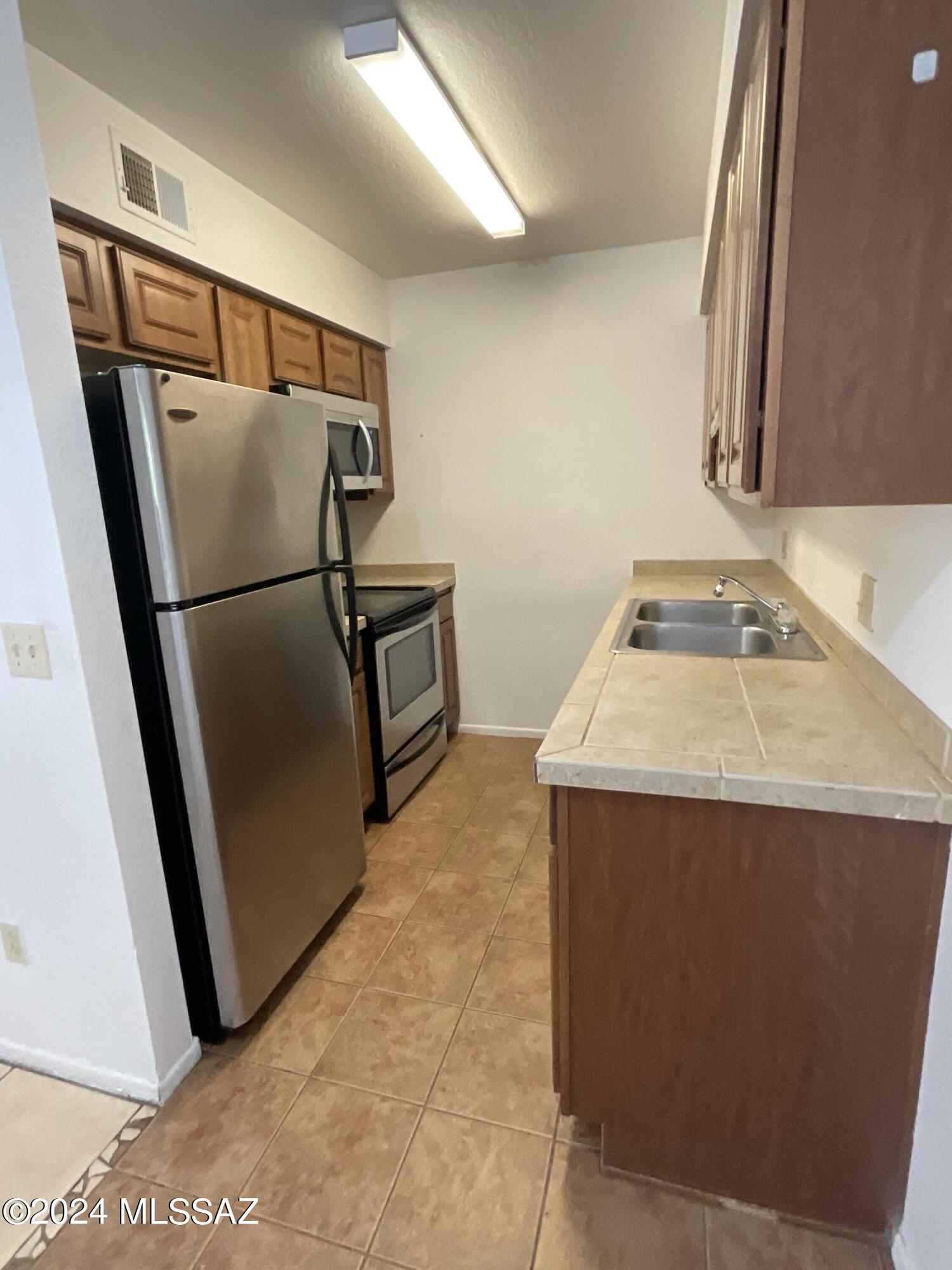 Casa Club Condominium - Residential Lease