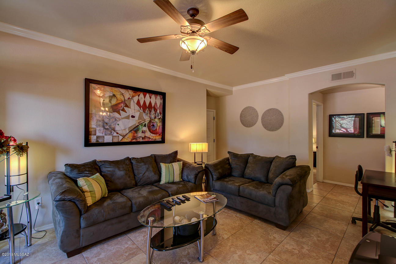 Pinnacle Canyon Condominium - Residential