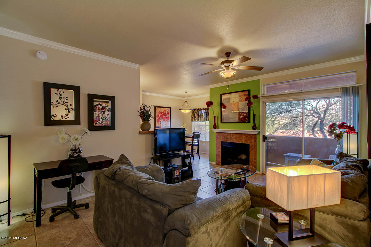 Pinnacle Canyon Condominium - Residential