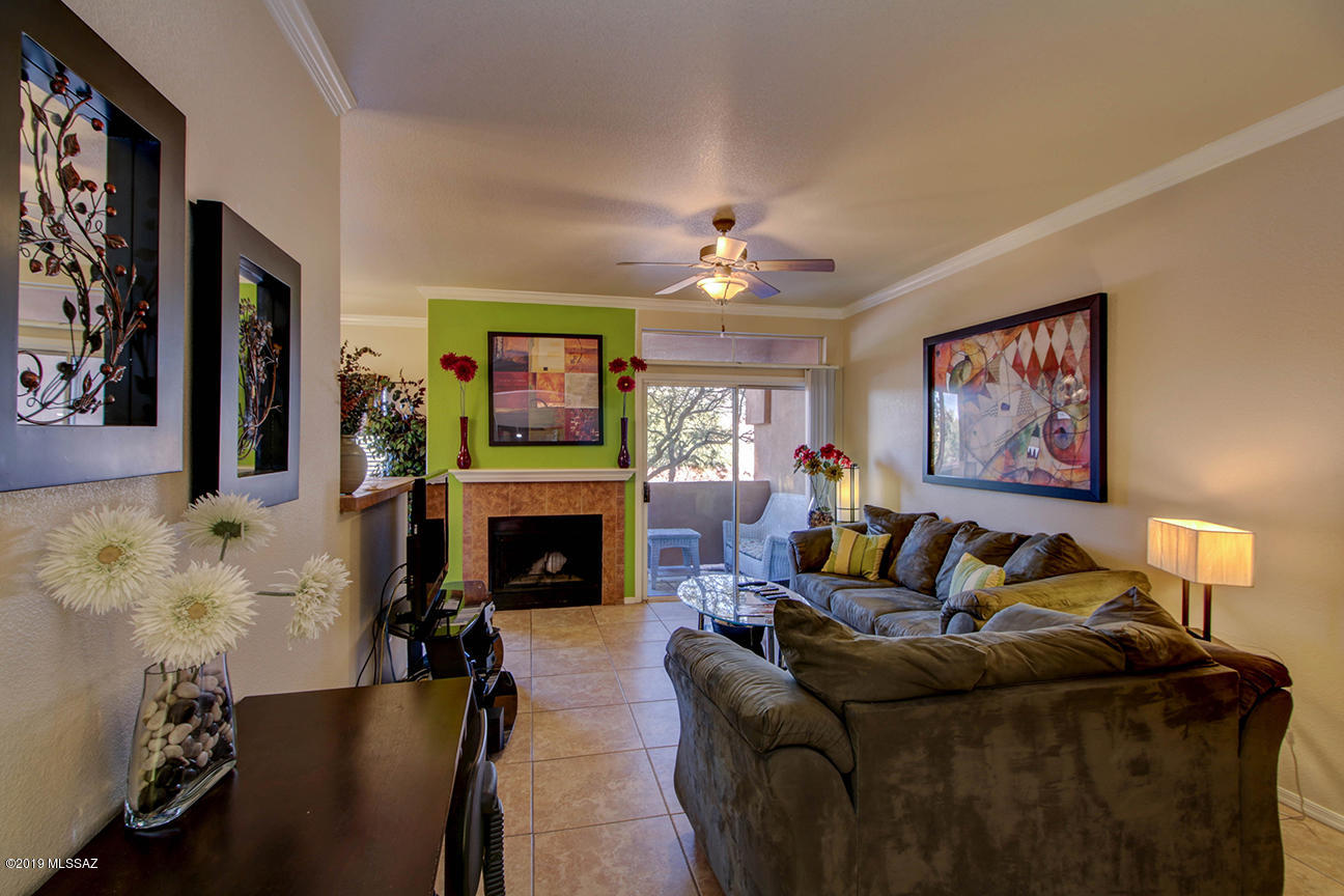 Pinnacle Canyon Condominium - Residential