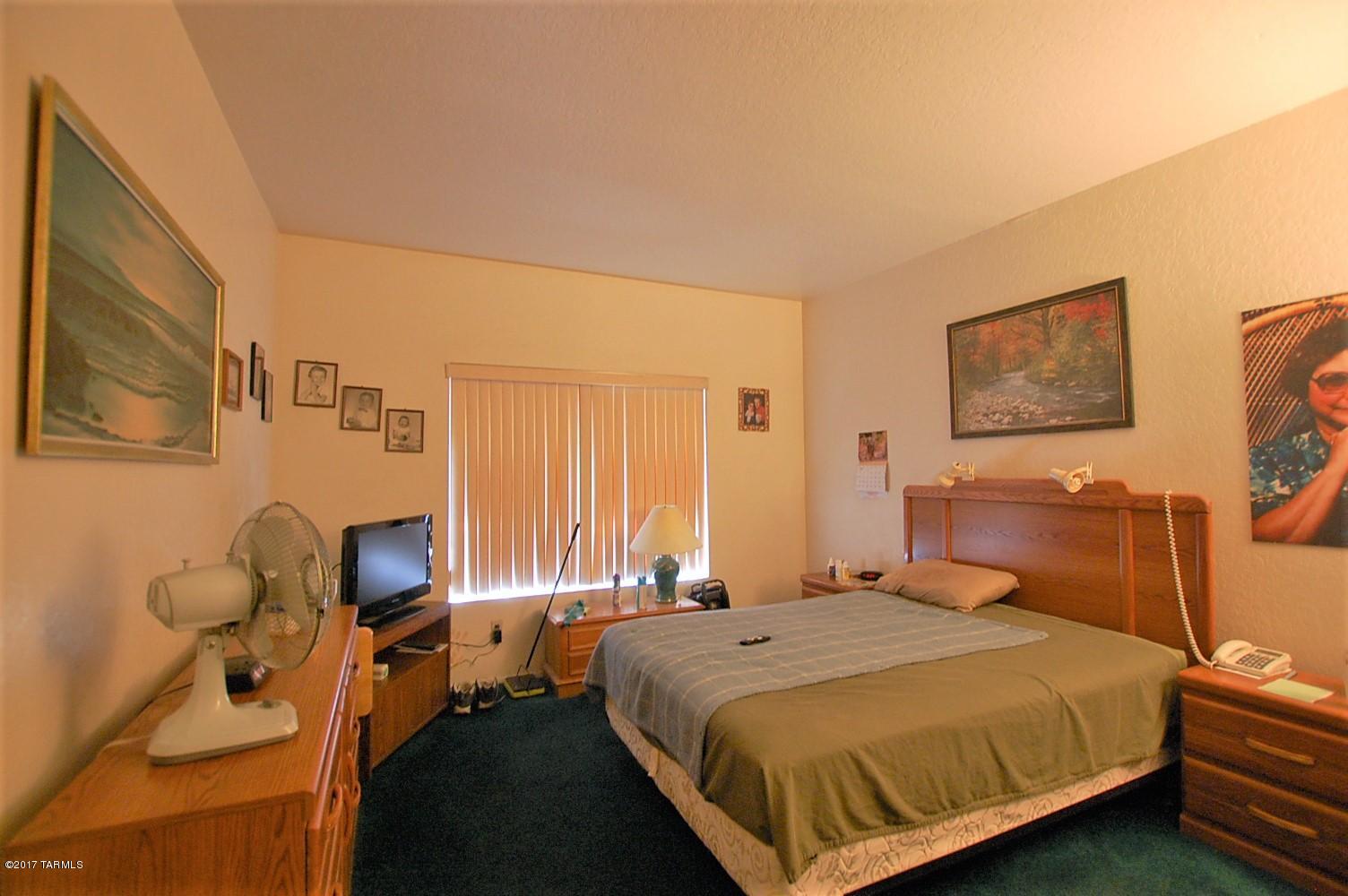 Summertree Condominiums (1-224) - Residential