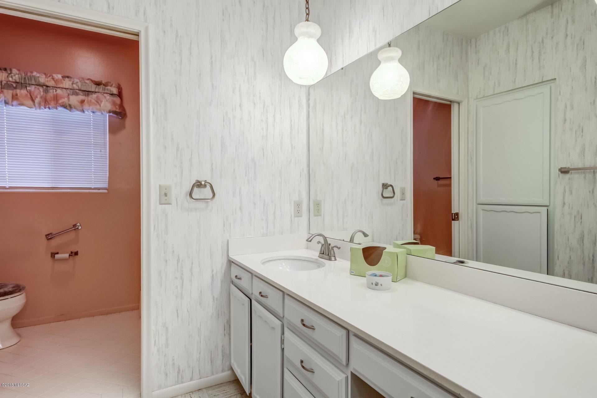 Colonia Verde (13-17) - Residential