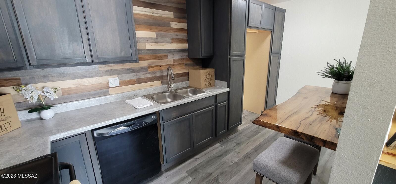 Langley Gardens Condominiums - Residential