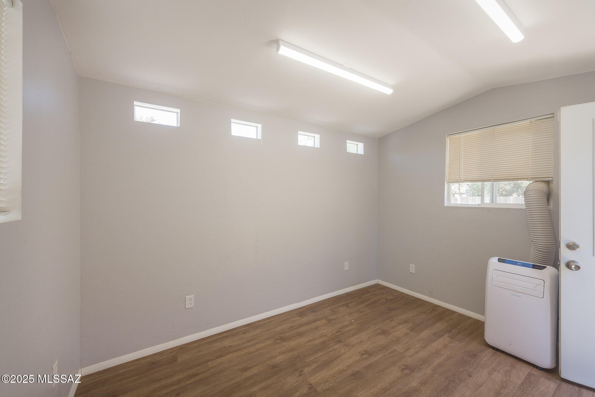 Fairway Groves (288-340) - Residential