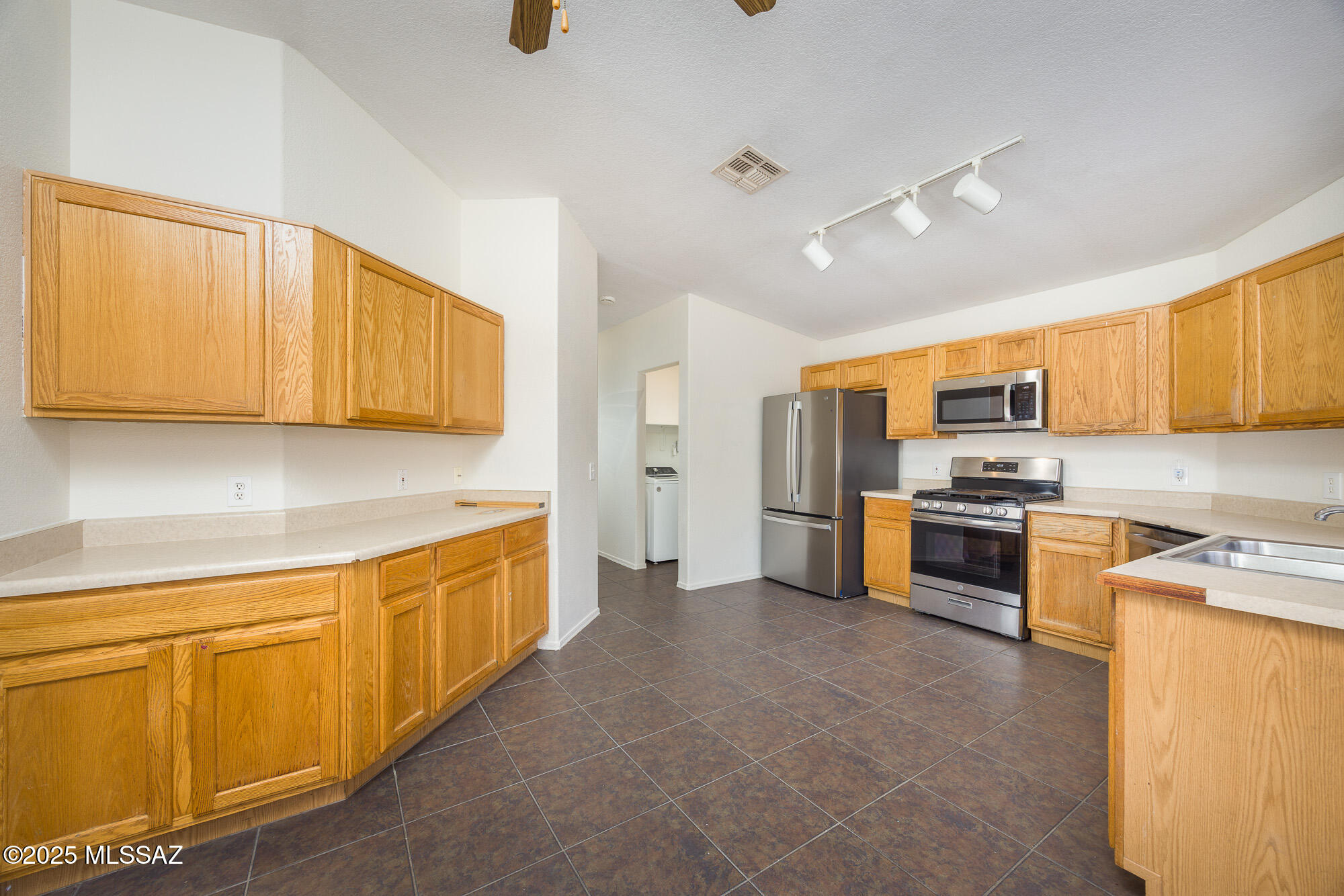 Fairway Groves (288-340) - Residential