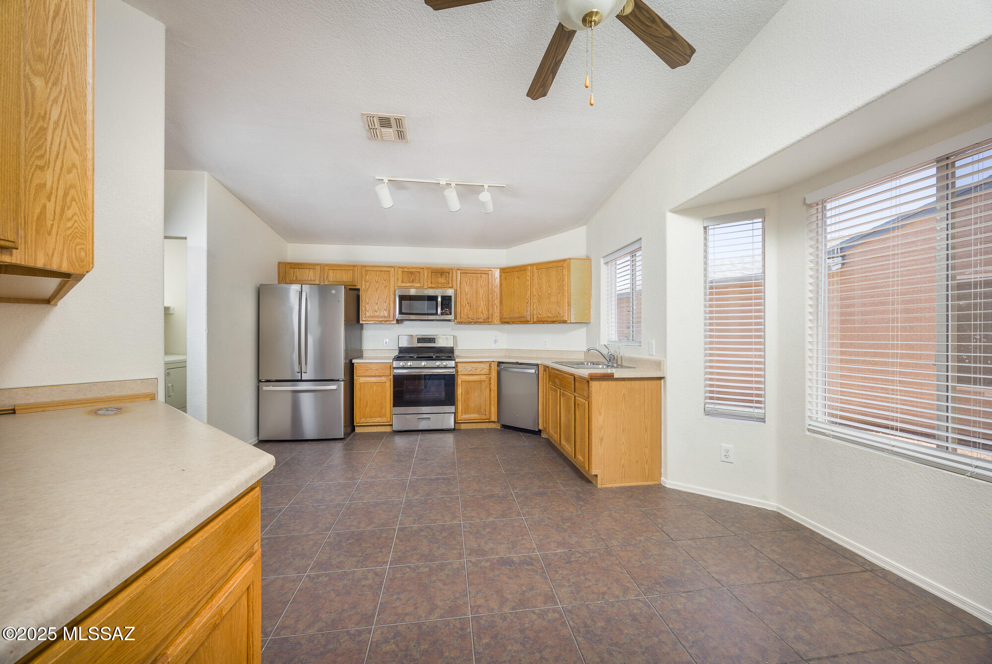 Fairway Groves (288-340) - Residential