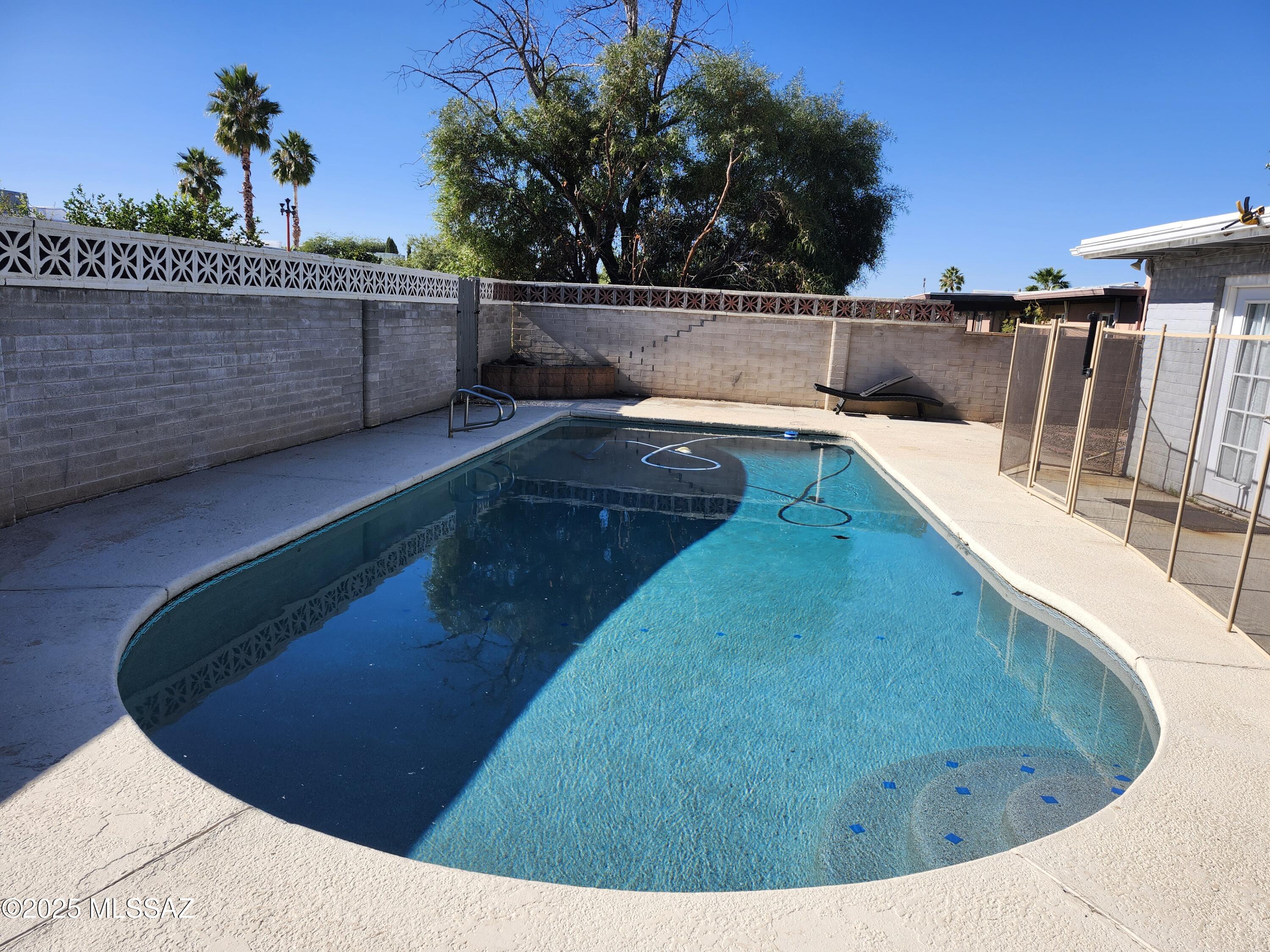 Rincon Vista (1-28) - Residential Lease