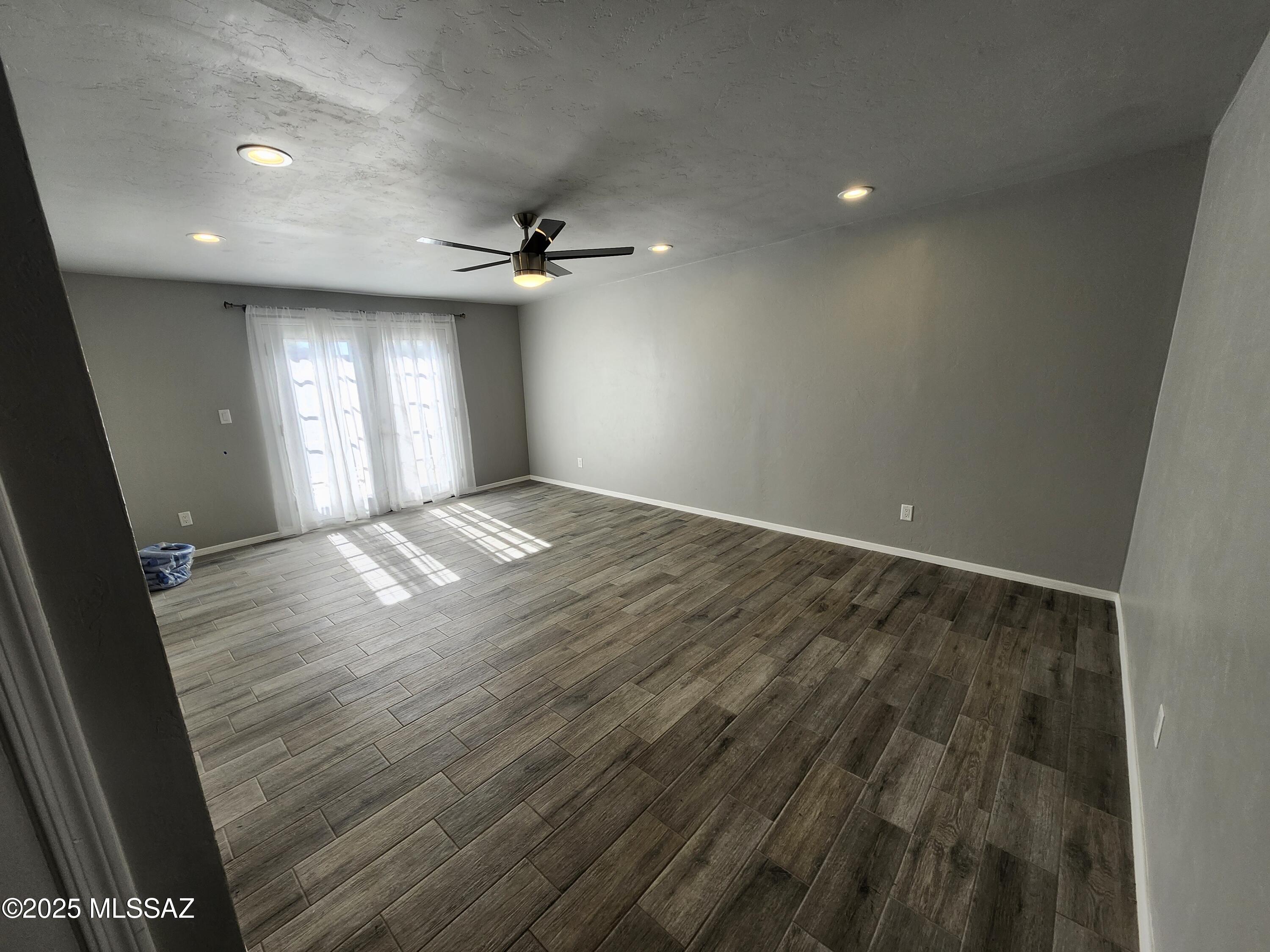 Rincon Vista (1-28) - Residential Lease
