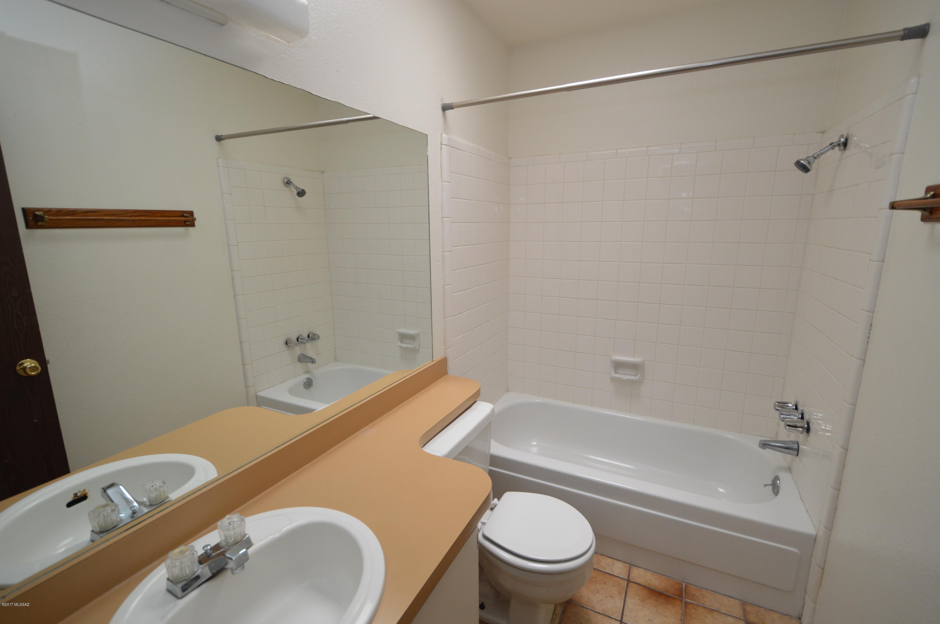 Metropolitan Est 1 Amd - Residential Lease