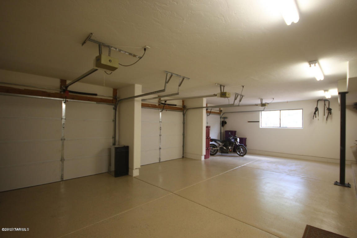 Redington Ranch (1-67) - Residential Lease