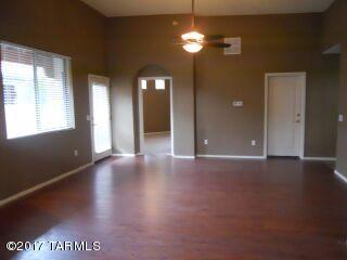 Paseo Estrella (1-104) - Residential Lease