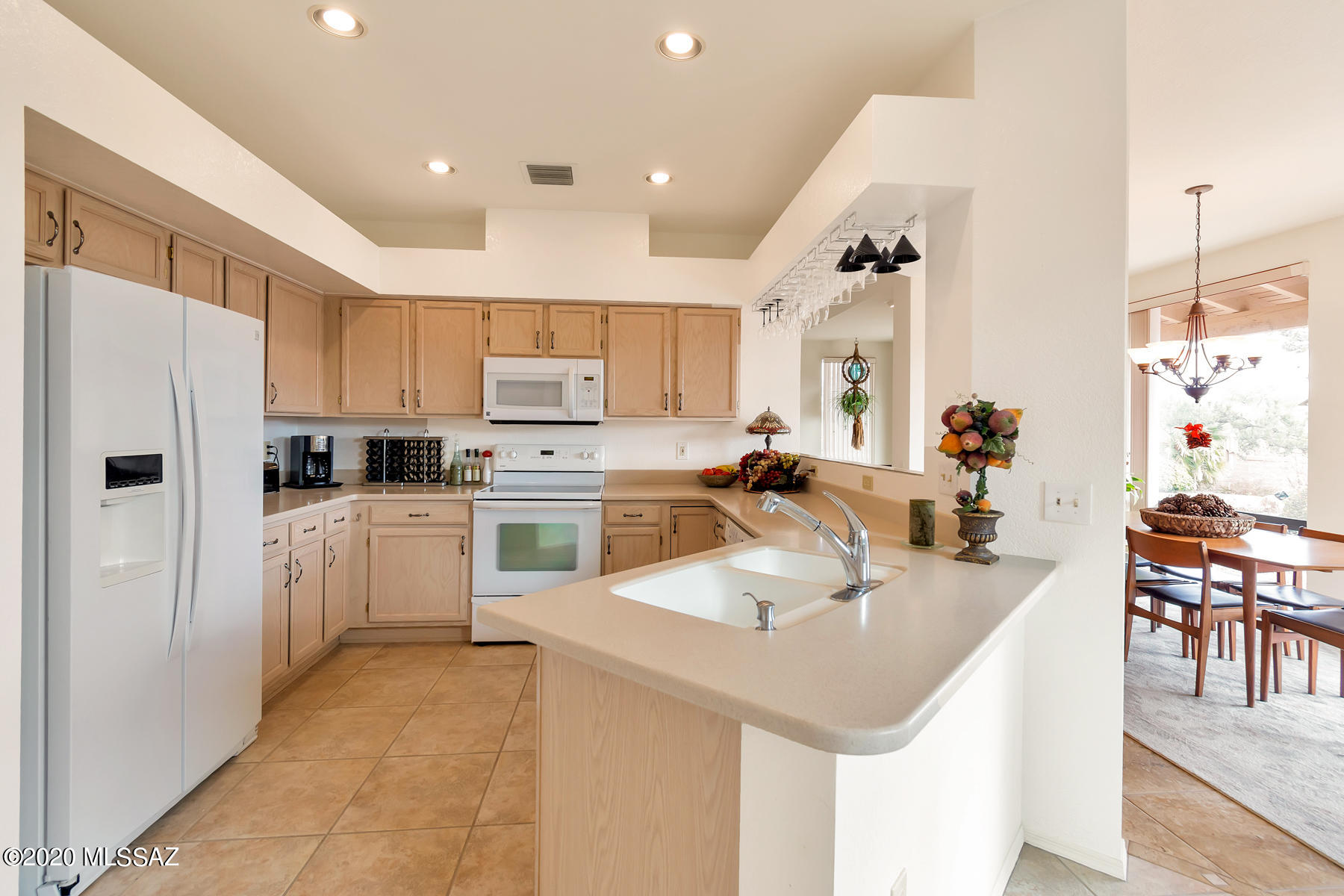 San Ignacio Heights (93-135) - Residential