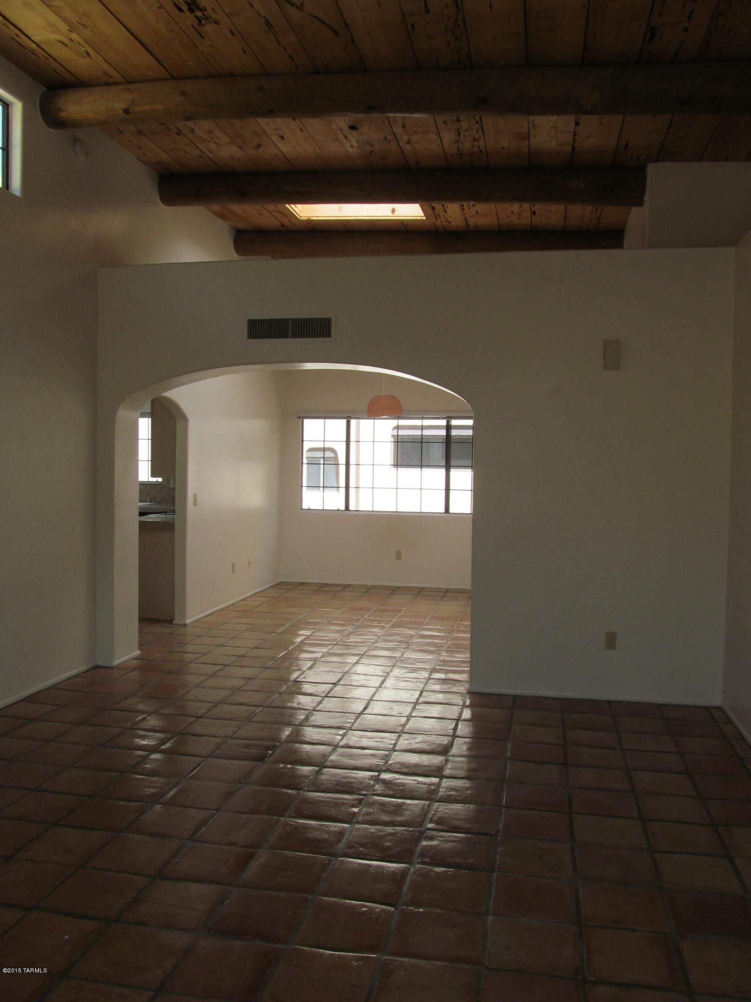 Deer Run (1-63) - Residential Lease