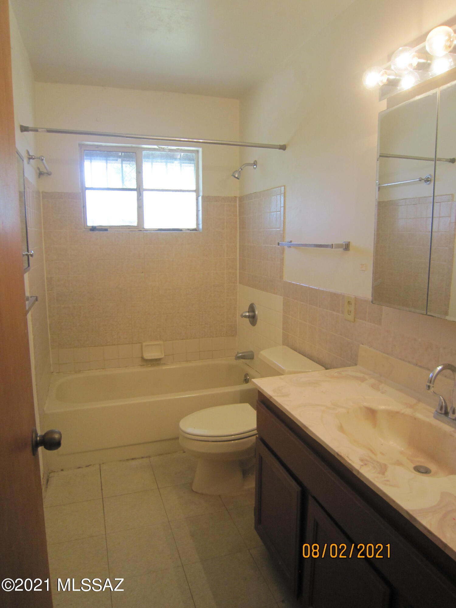 Unsubdivided - Residential Lease