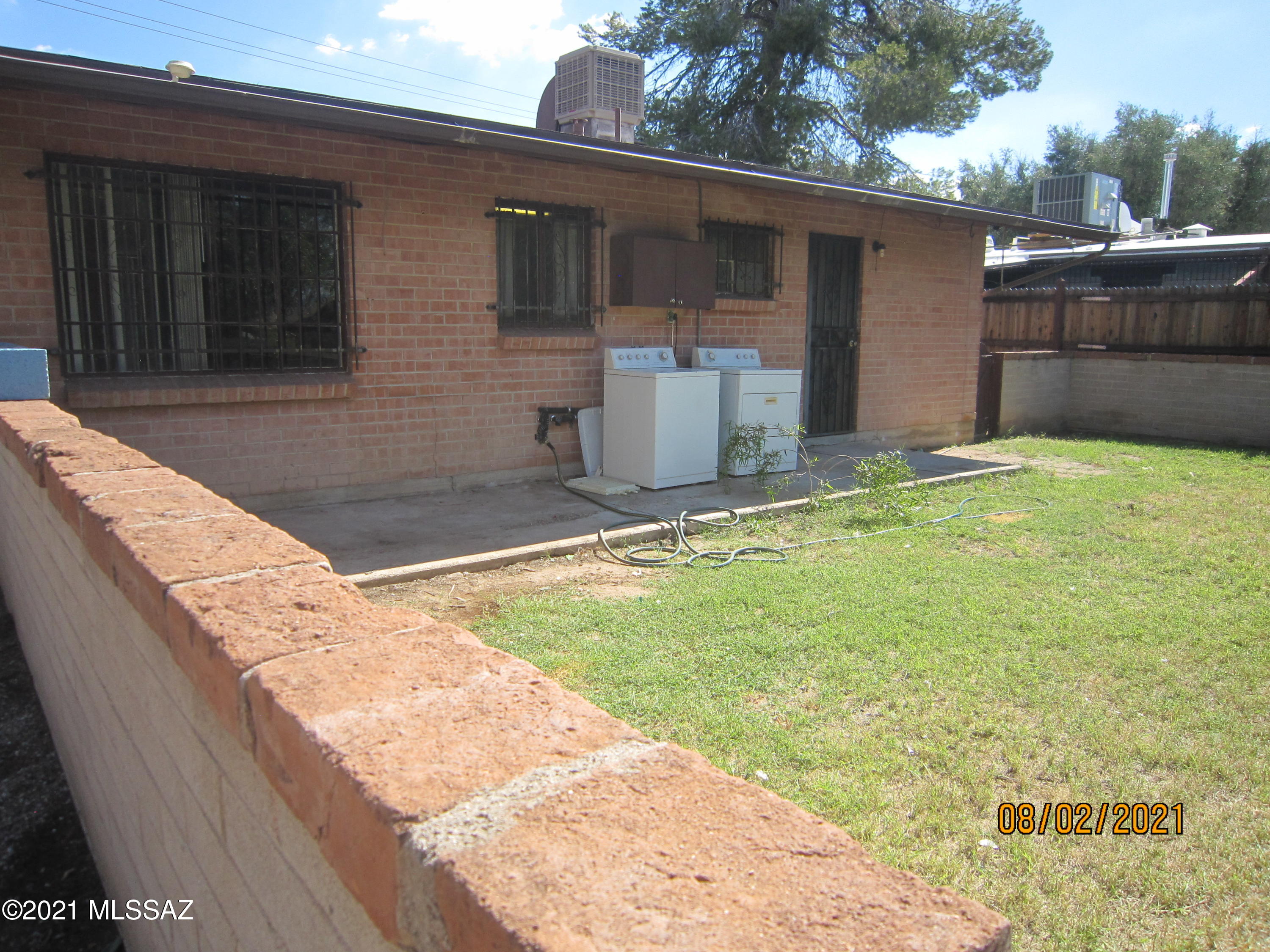 Unsubdivided - Residential Lease