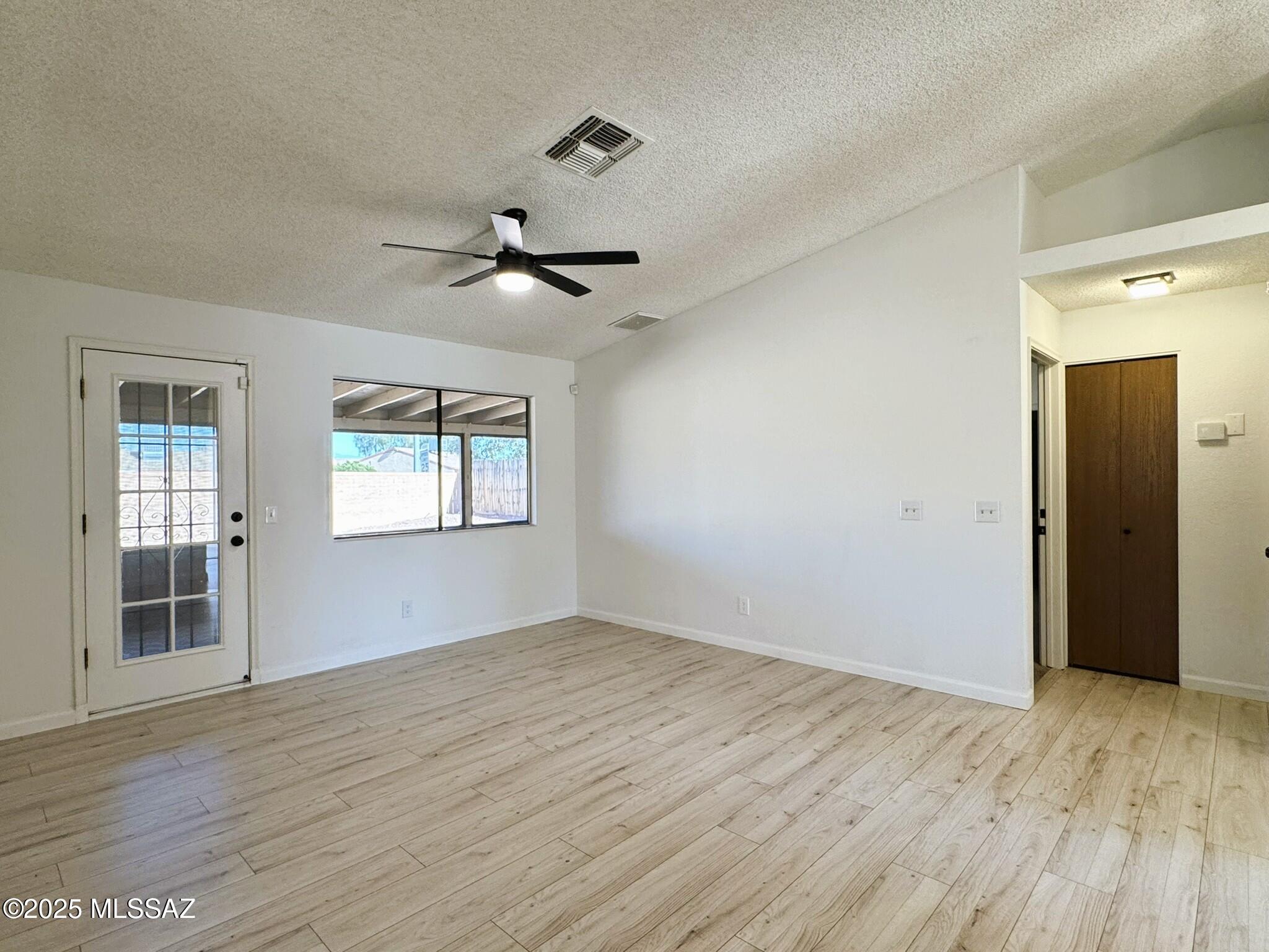 Oak Tree II at Midvale (273-519) - Residential