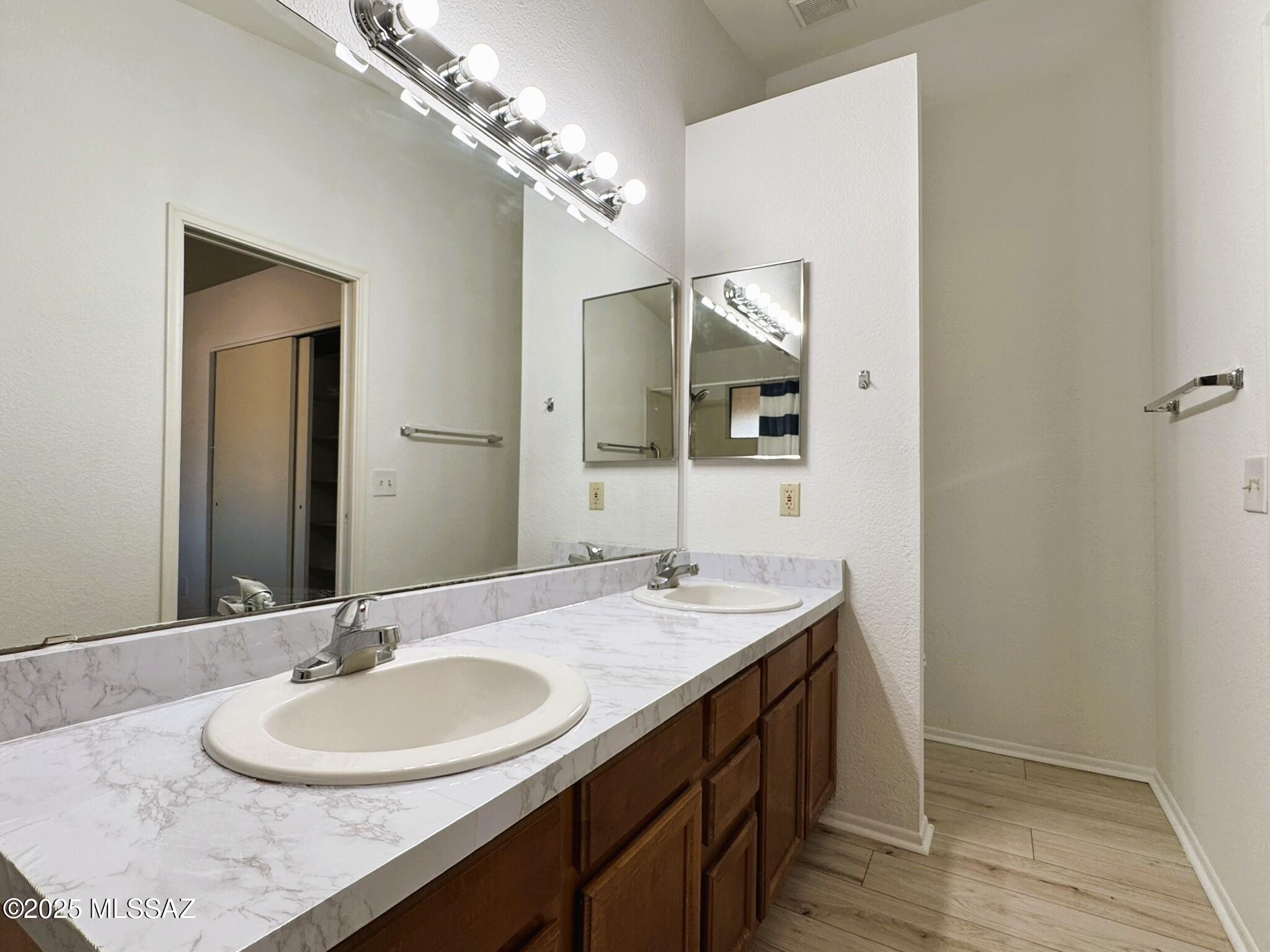 Oak Tree II at Midvale (273-519) - Residential