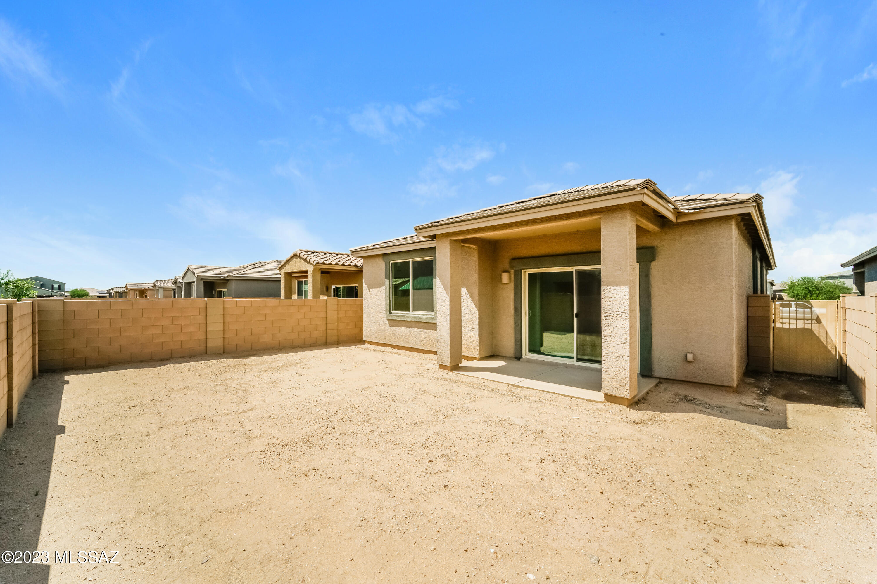 Gladden Farms BLK 10 (1-84) - Residential Lease