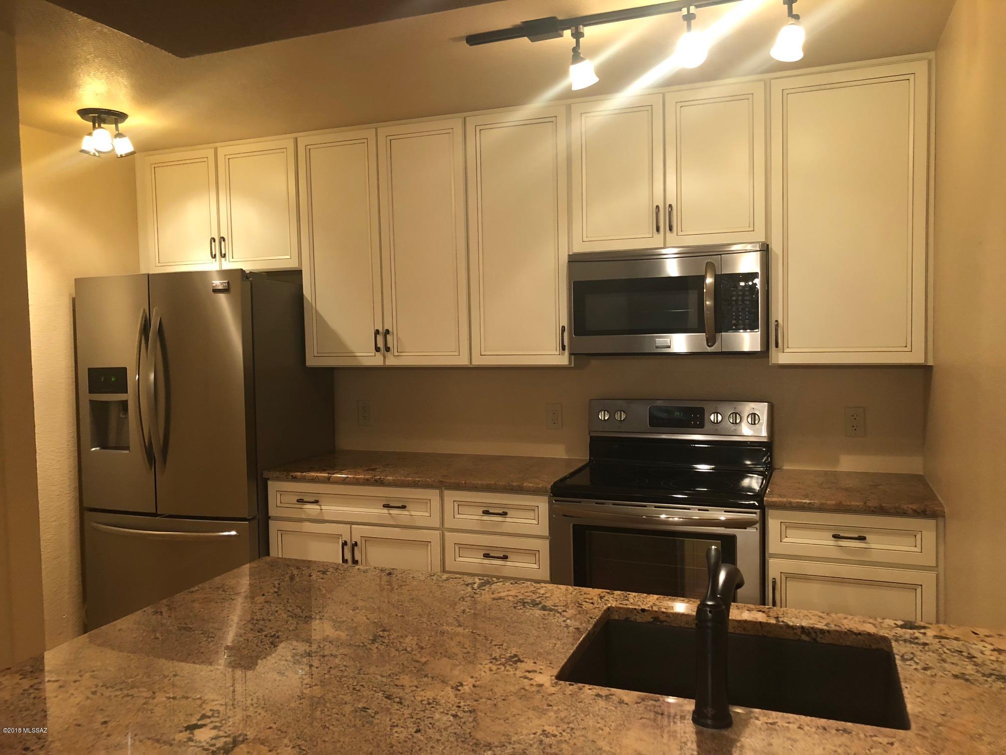 Veranda at Ventana Condominiums - Residential Lease