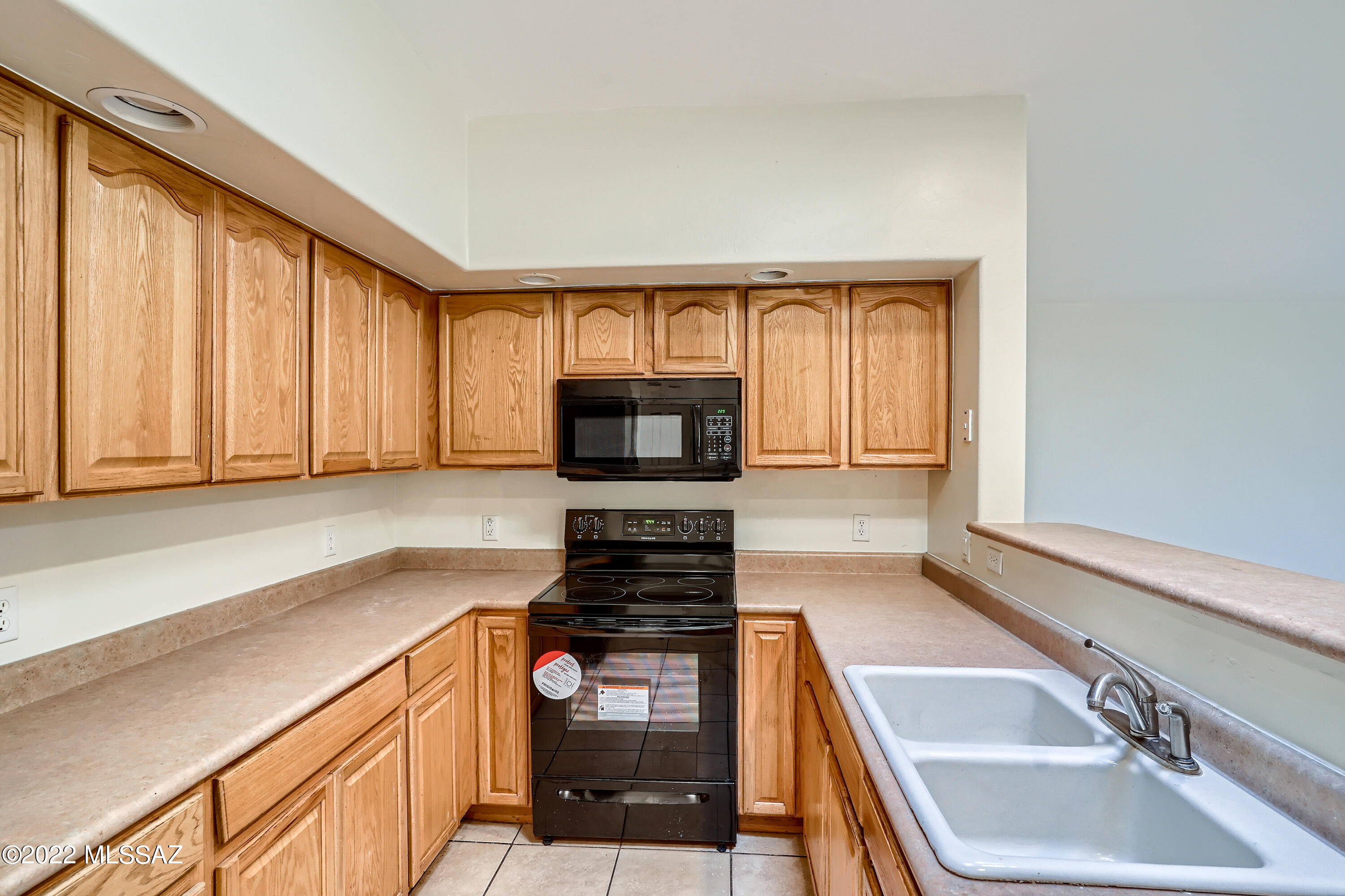 La Esperanza Town Homes (1-26) - Residential