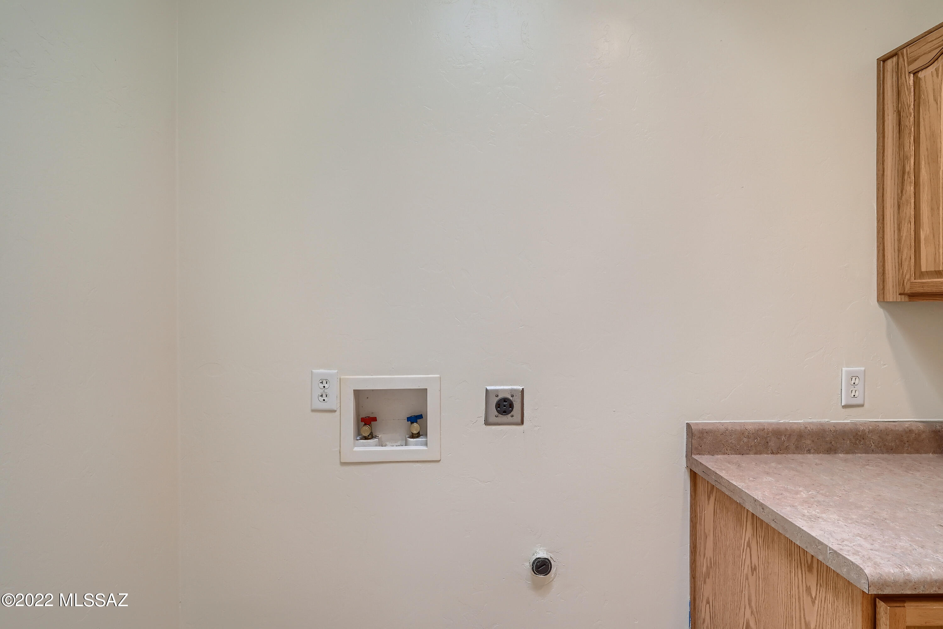 La Esperanza Town Homes (1-26) - Residential