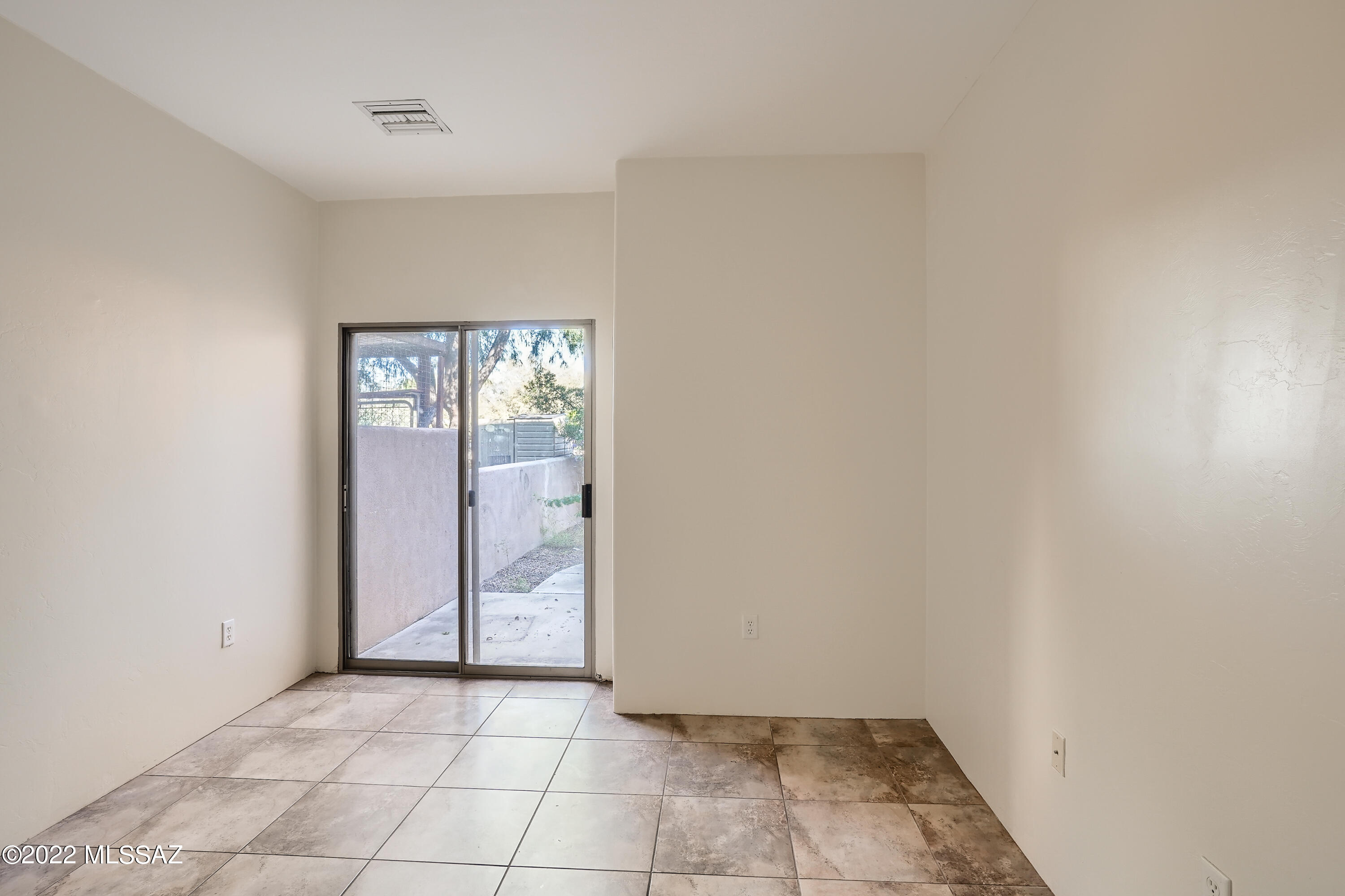 La Esperanza Town Homes (1-26) - Residential