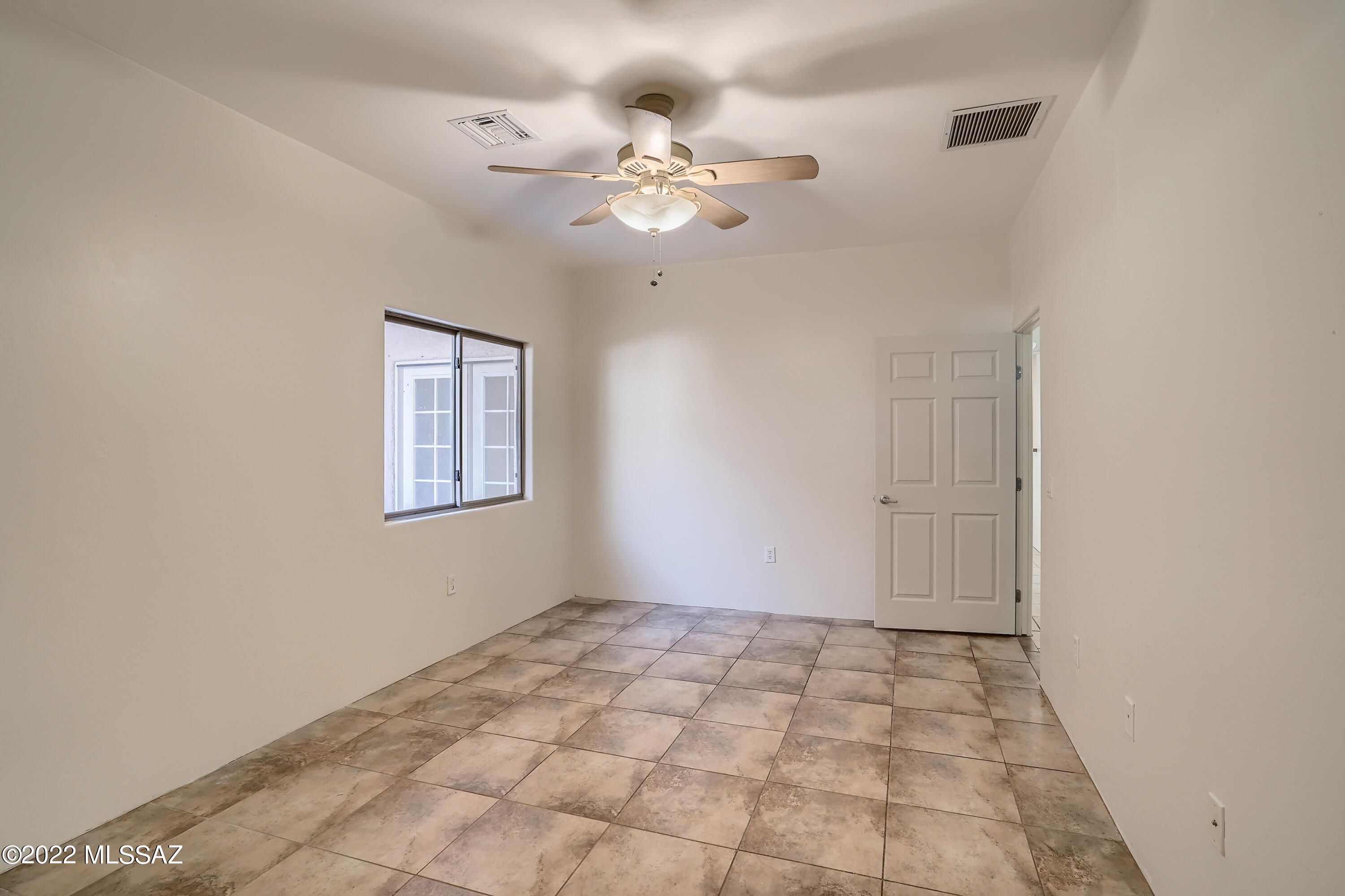 La Esperanza Town Homes (1-26) - Residential