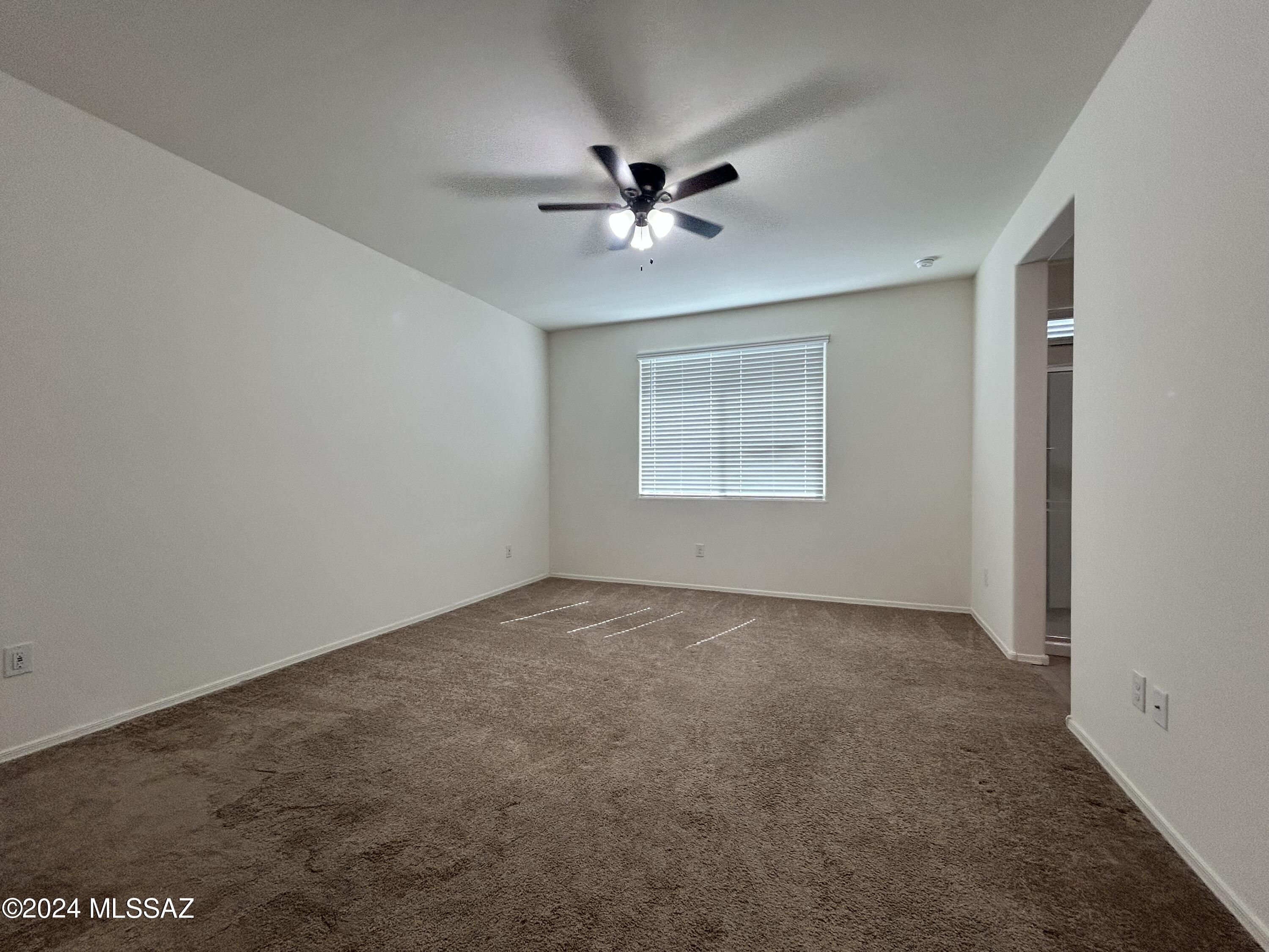 La Estancia De Tucson (1-330) - Residential Lease