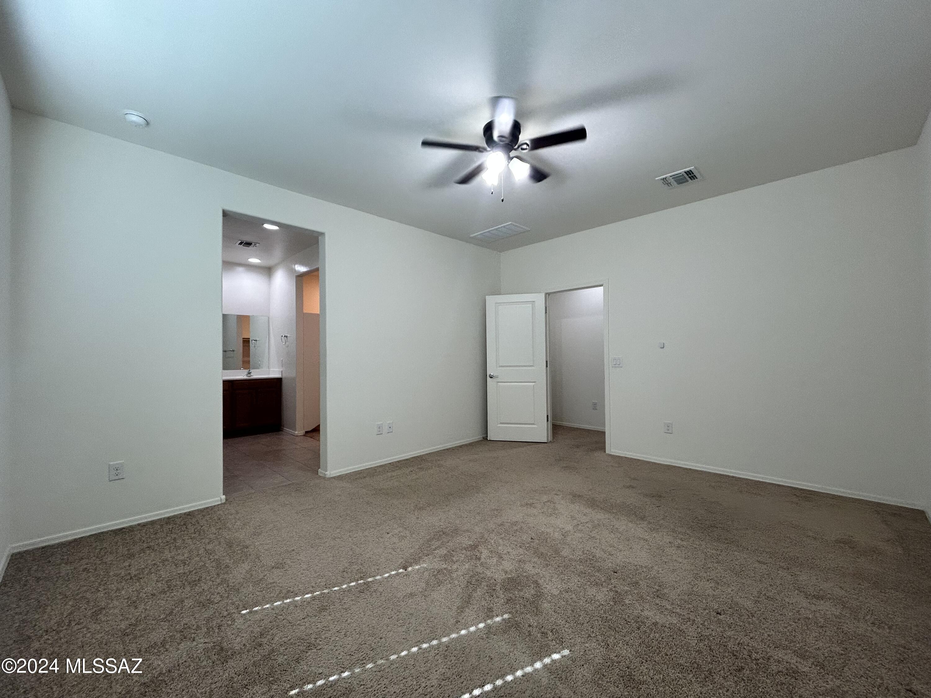 La Estancia De Tucson (1-330) - Residential Lease