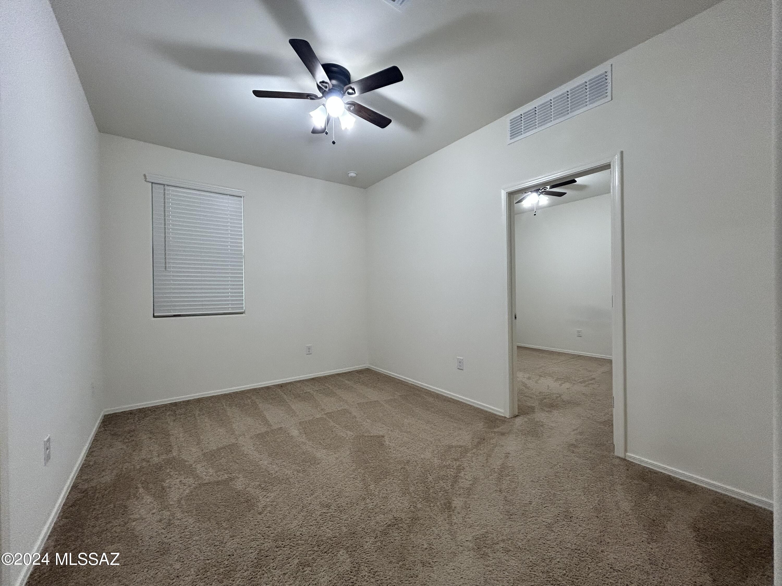 La Estancia De Tucson (1-330) - Residential Lease