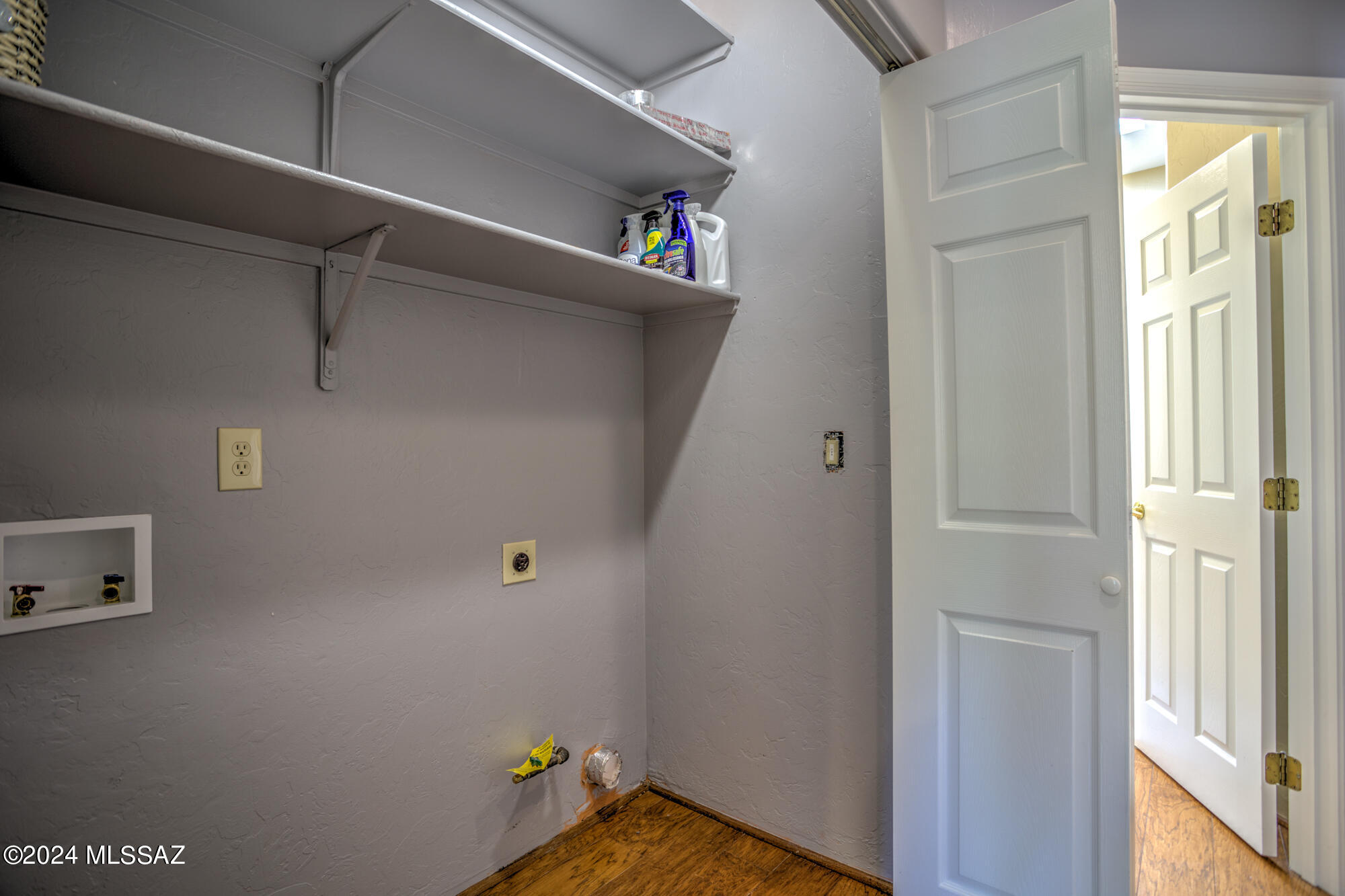 Rancho Alamo (1-15) - Residential