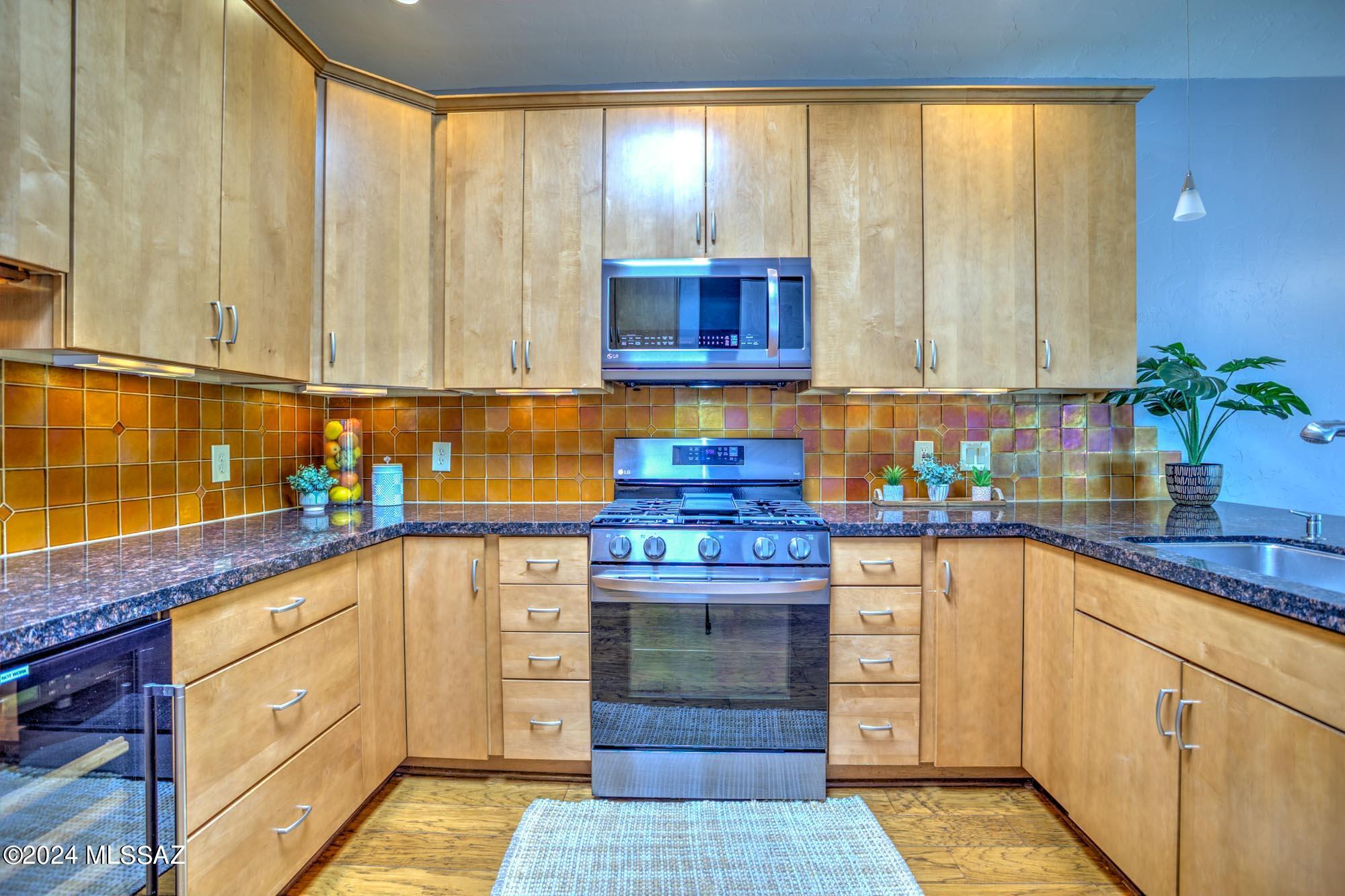 Rancho Alamo (1-15) - Residential