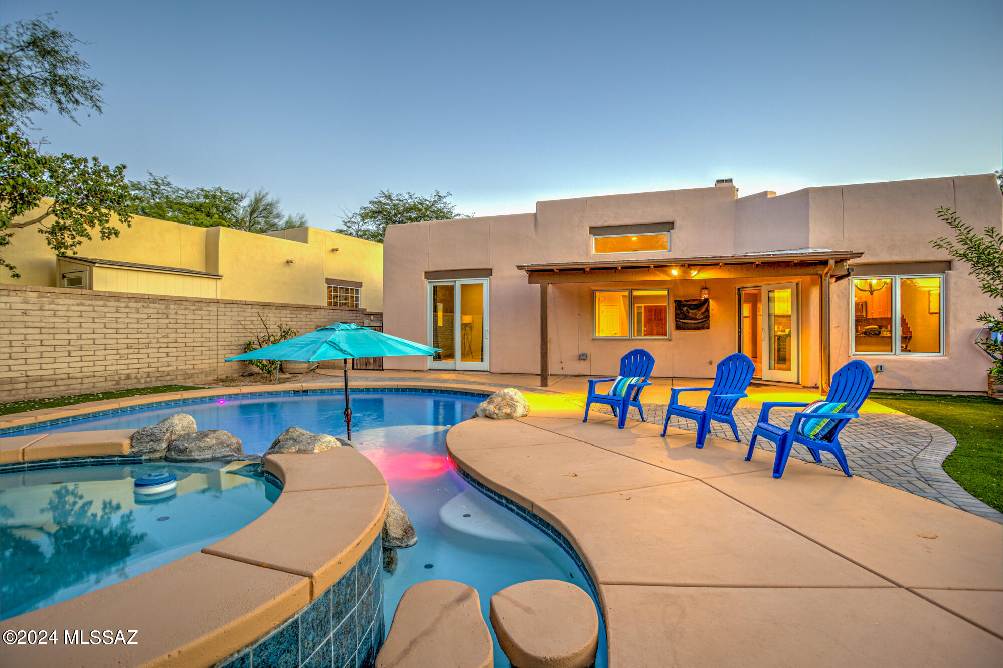 Rancho Alamo (1-15) - Residential