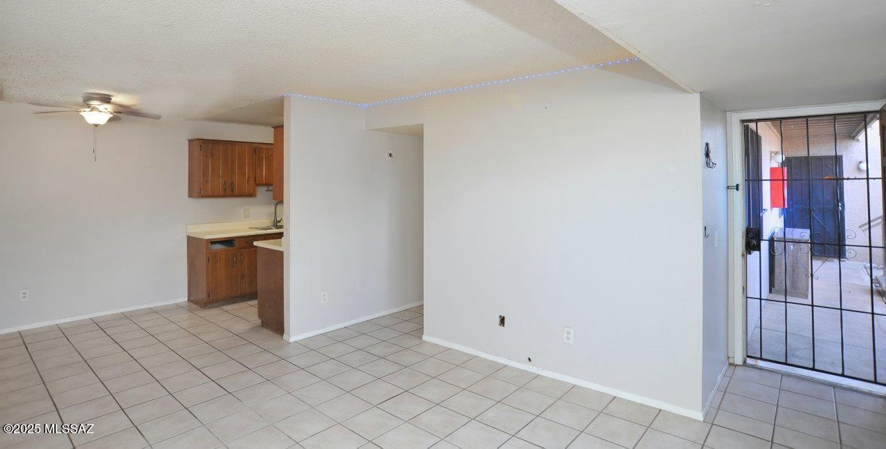 Golf Links East Condos (1-48) - Residential