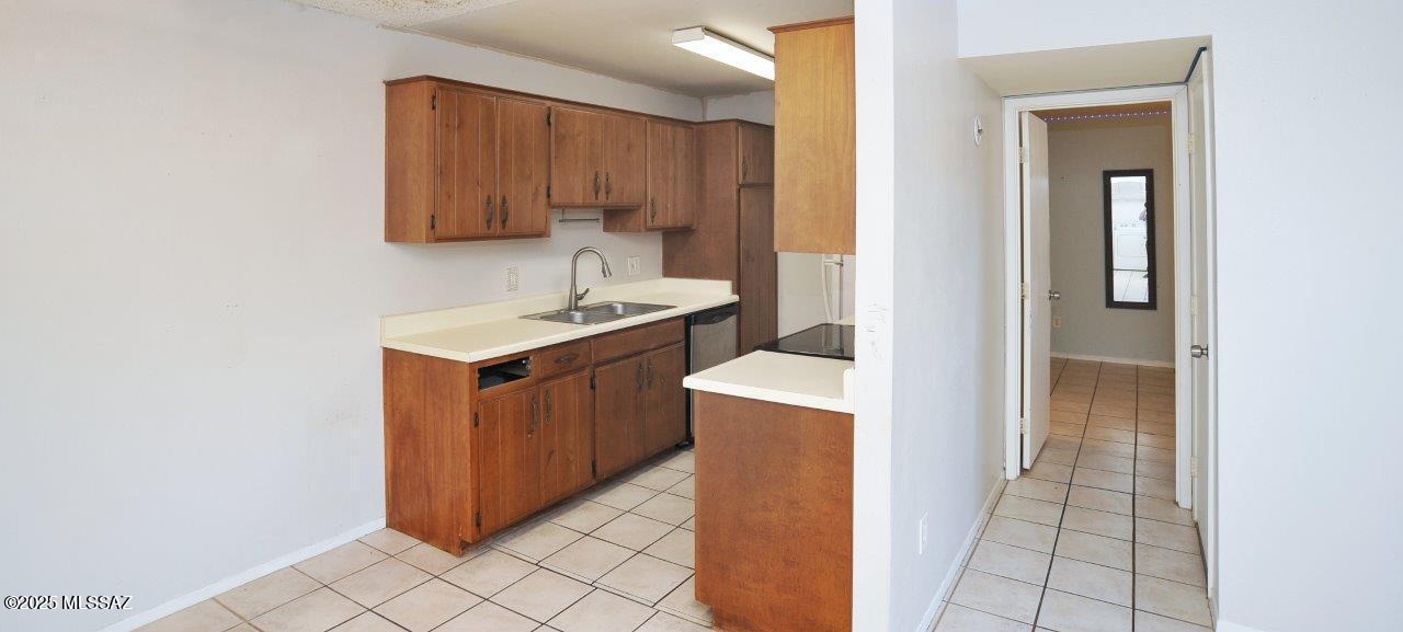 Golf Links East Condos (1-48) - Residential