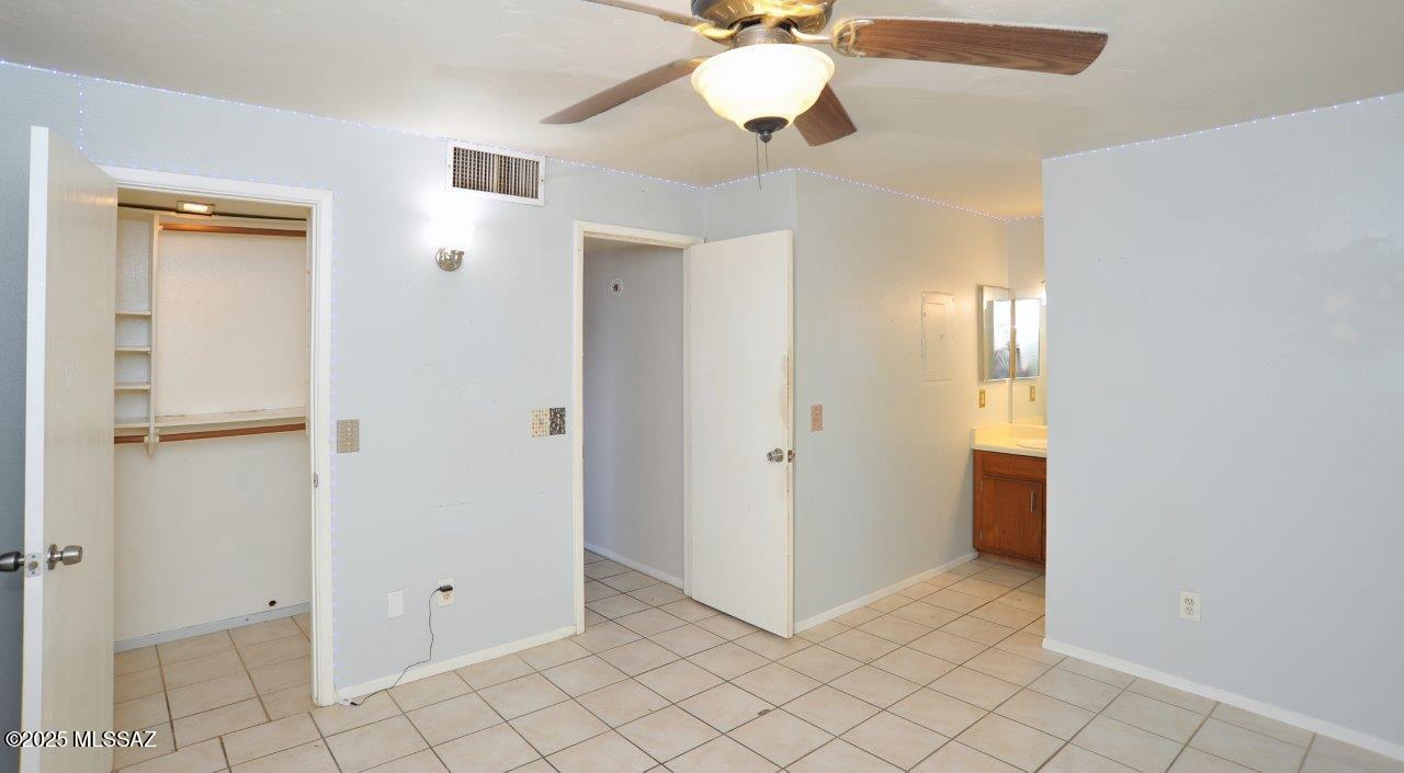 Golf Links East Condos (1-48) - Residential