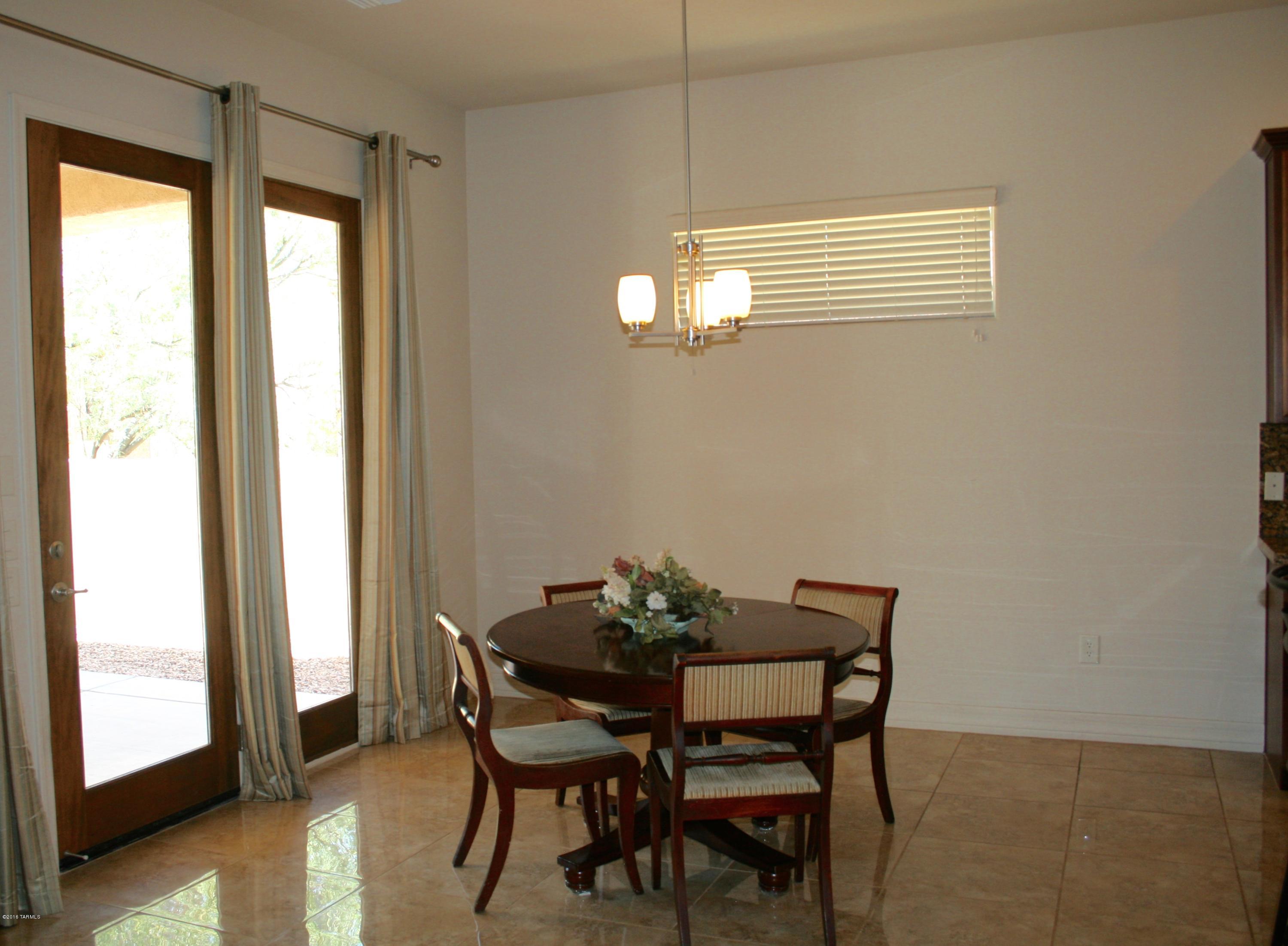 Campos Adobes (1-20) - Residential