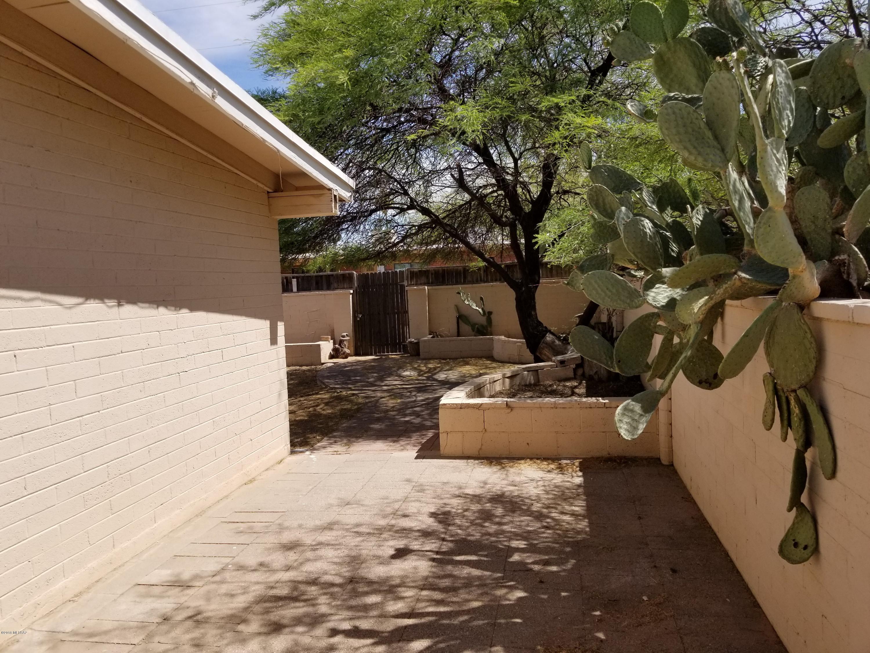 Green Hills - Residential Lease