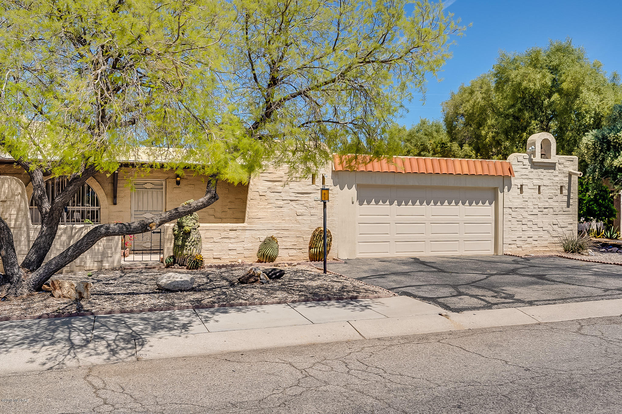 Pueblo Villas East (1-36) - Residential