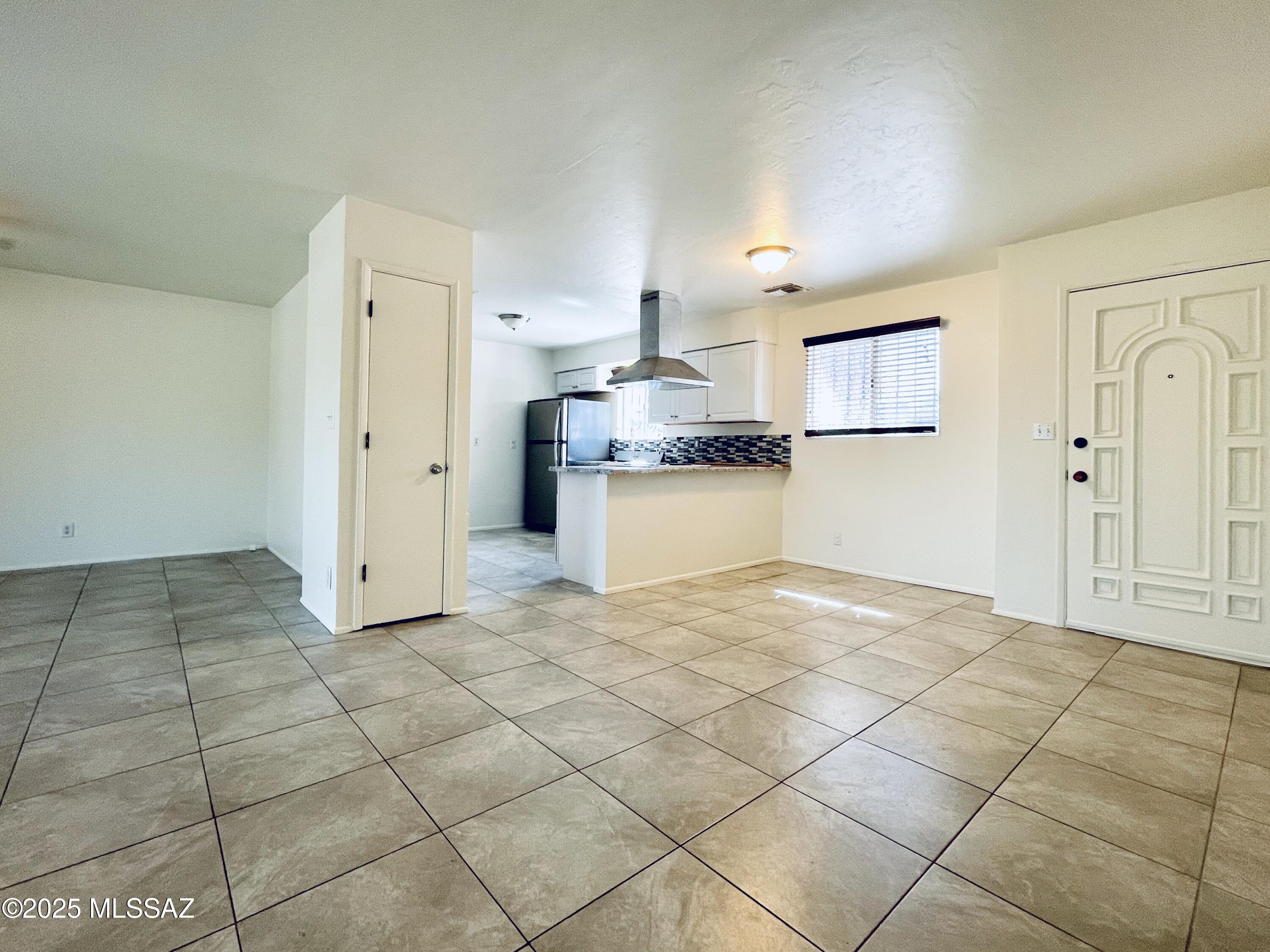 Desert Hills (1-82) - Residential Lease