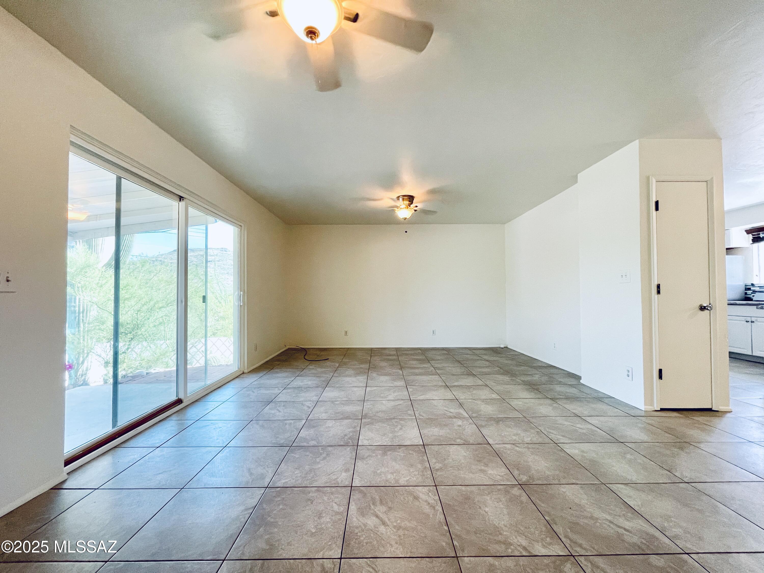 Desert Hills (1-82) - Residential Lease