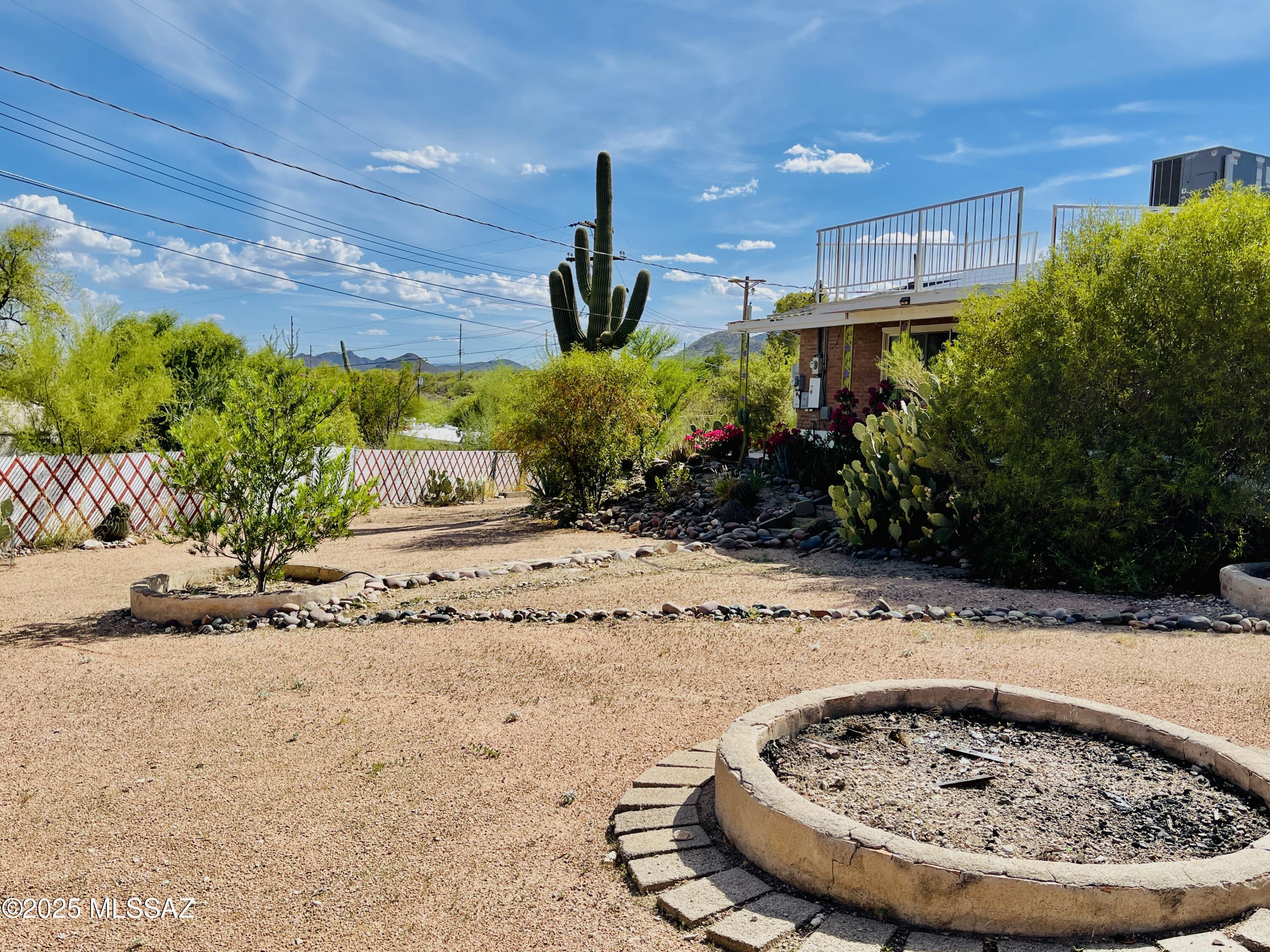 Desert Hills (1-82) - Residential Lease