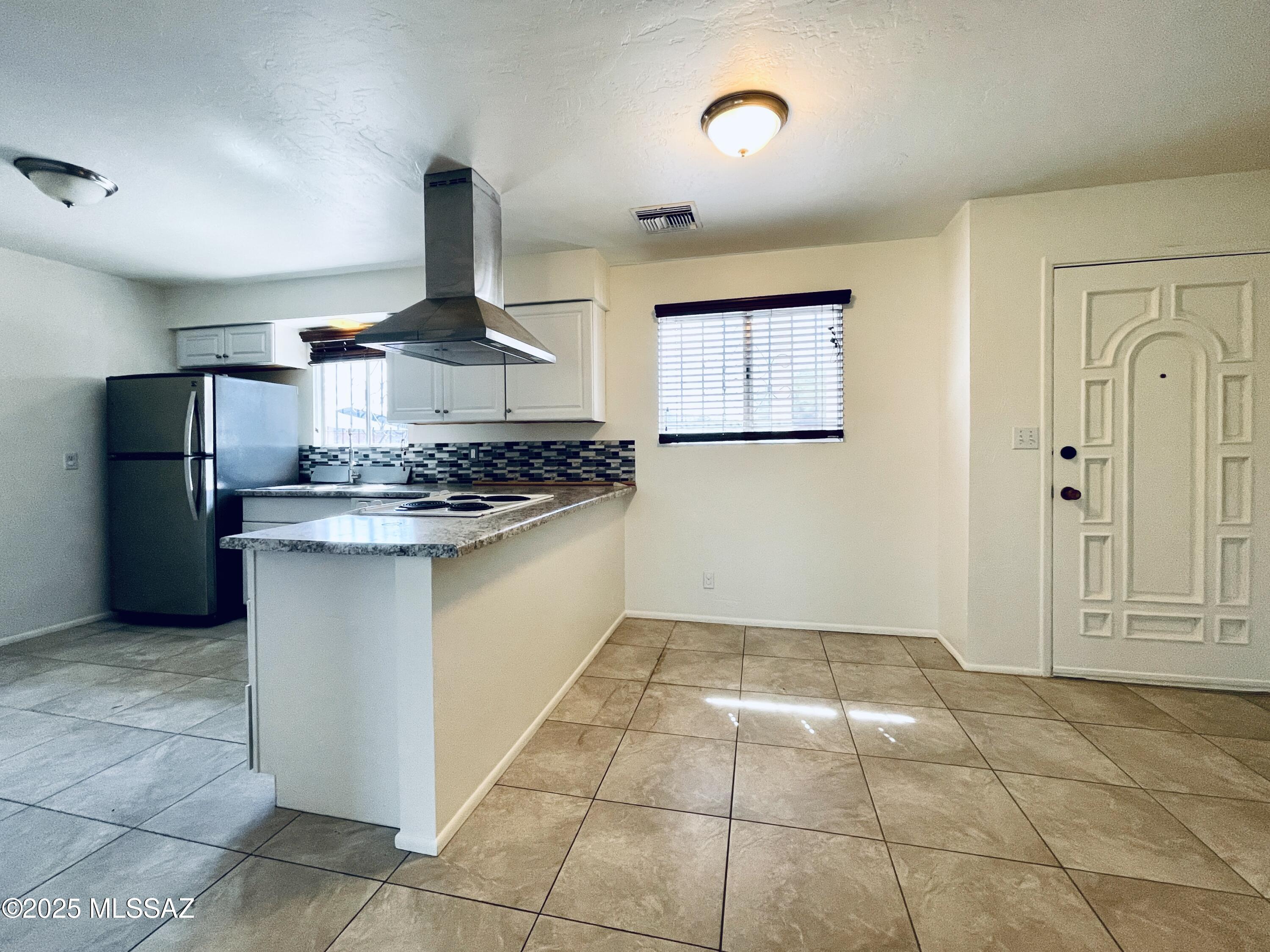 Desert Hills (1-82) - Residential Lease