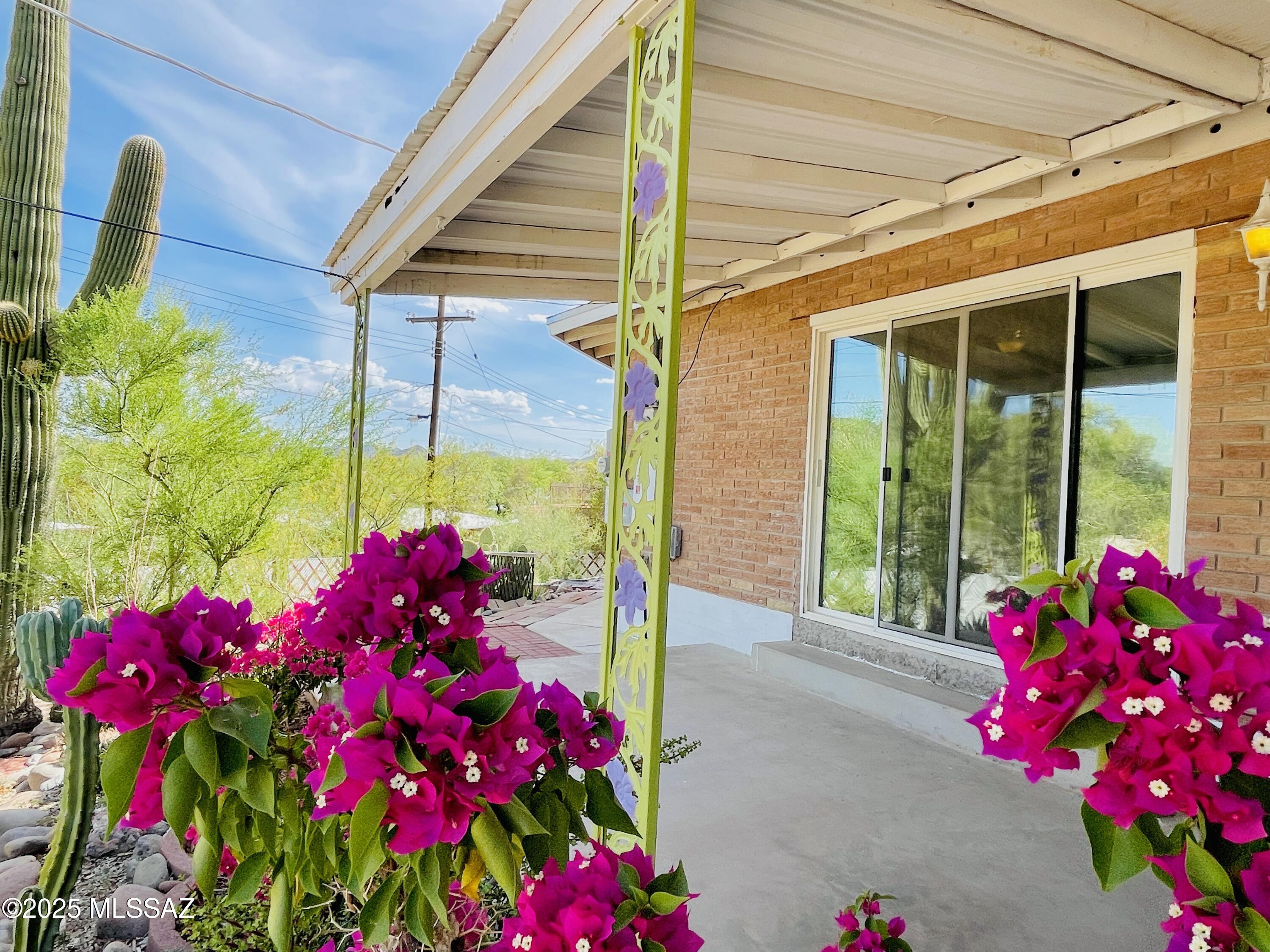 Desert Hills (1-82) - Residential Lease